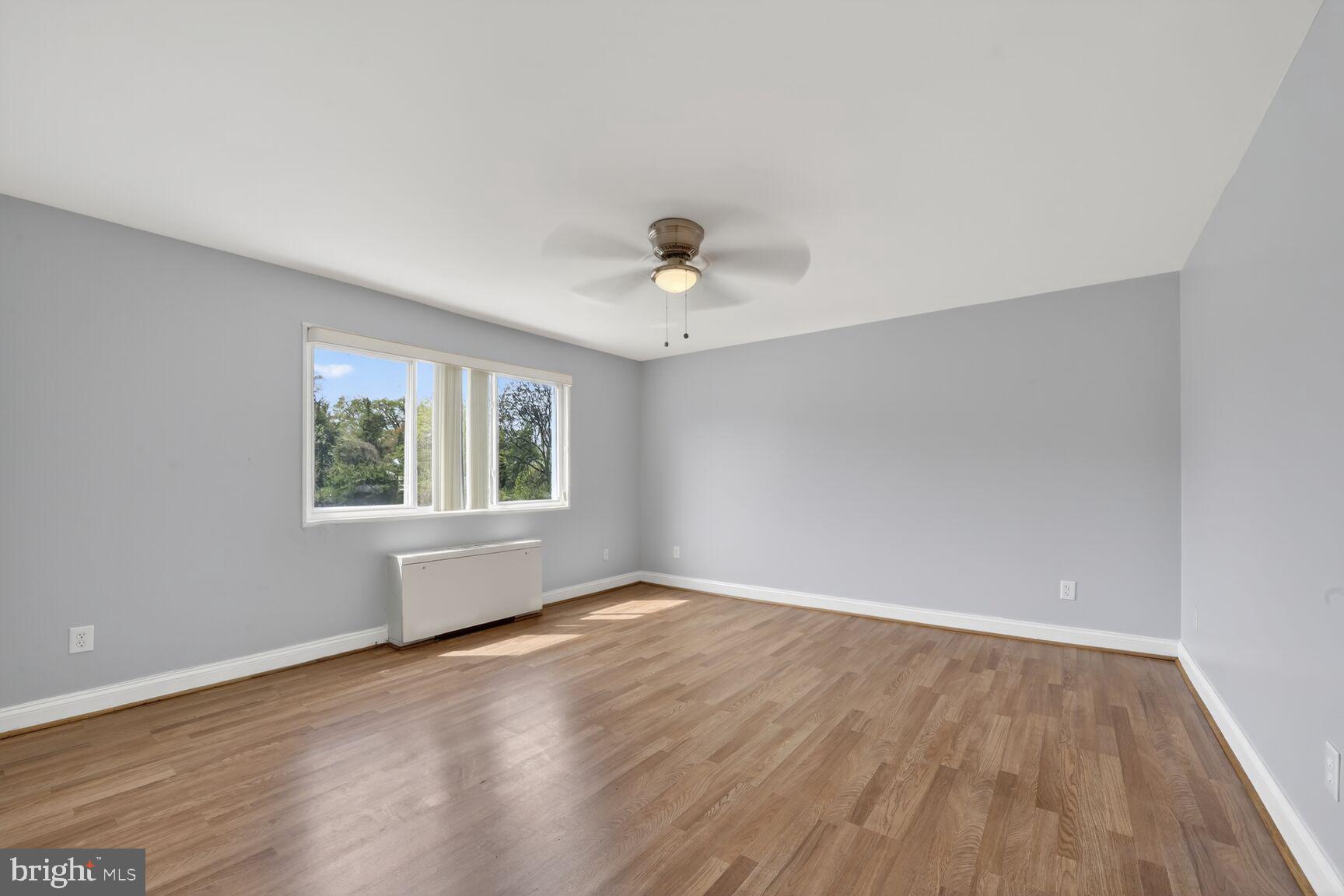 HYATTSVILLE - Residential