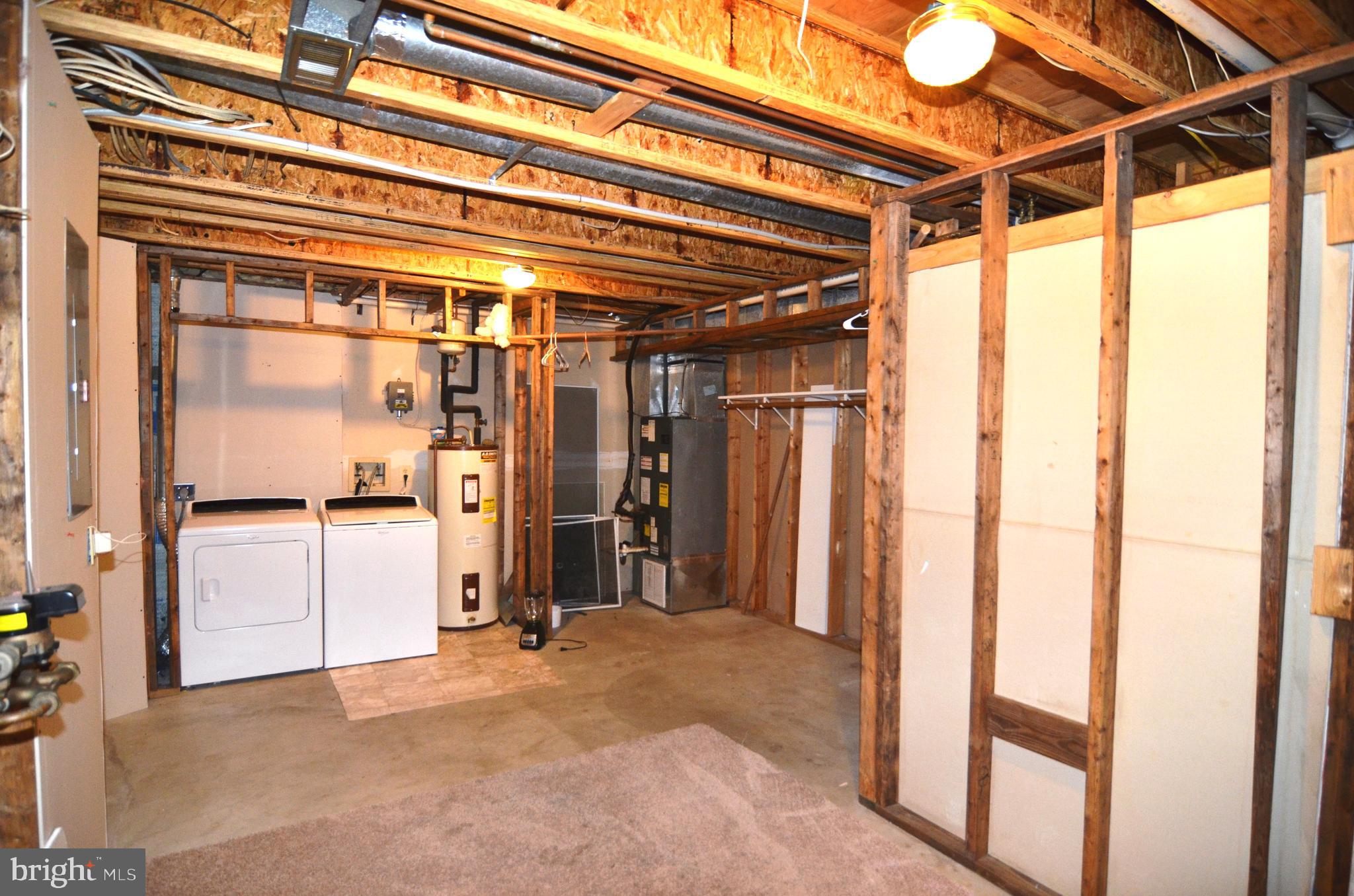 CARMEN WOODS - Residential Lease