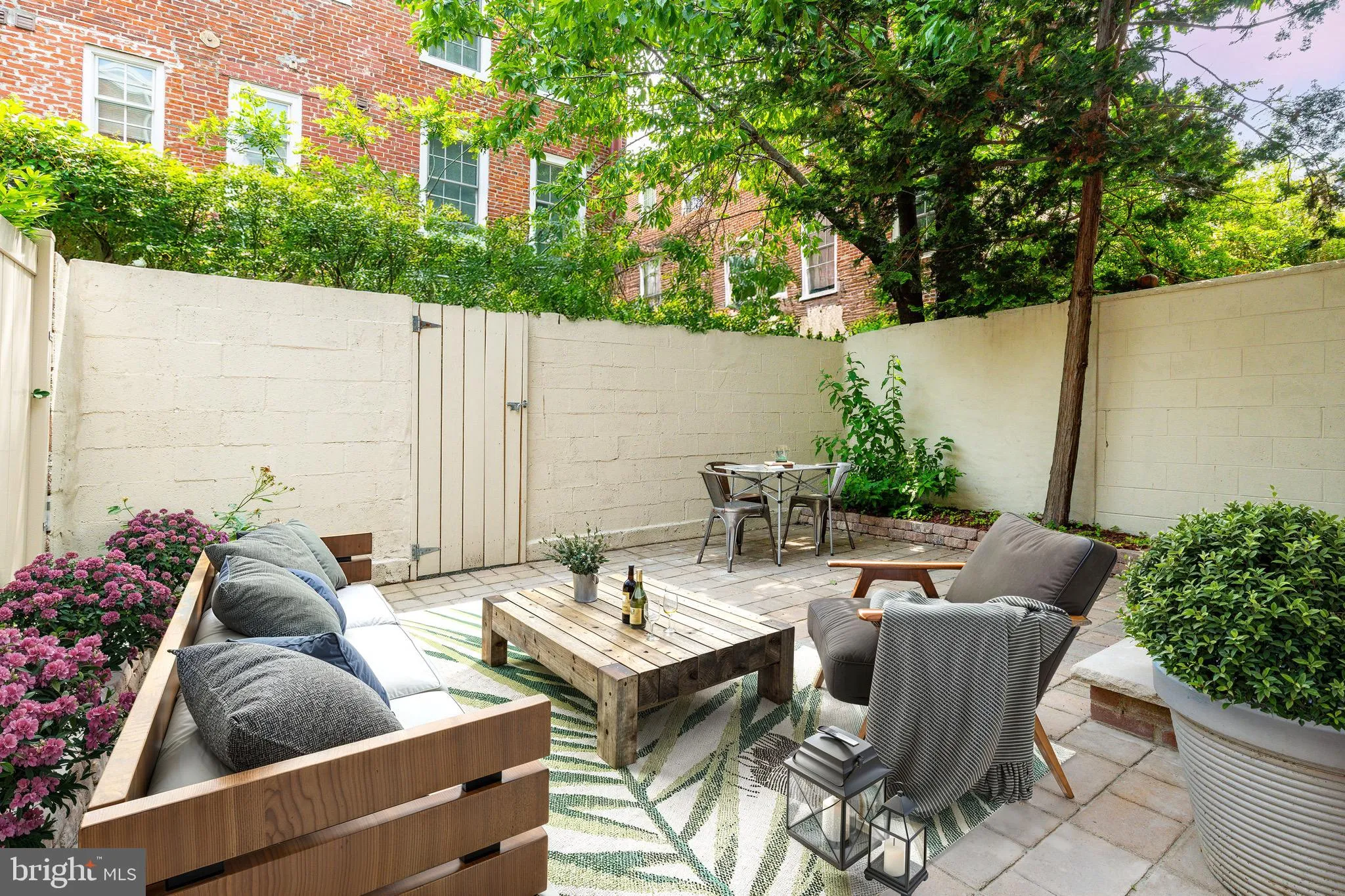 Philadelphia, Pennsylvania 19103, United States, 1 Bedroom Bedrooms, ,1 BathroomBathrooms,Residential,Active,146579