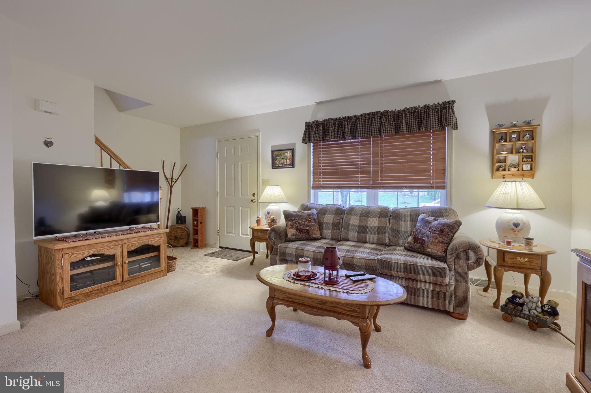 ROSEMONT ESTATES - Residential