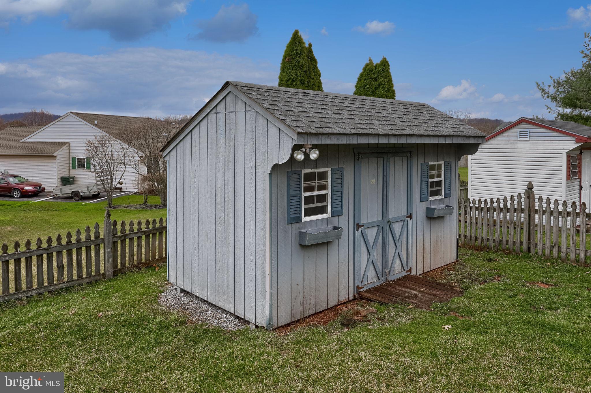 ROSEMONT ESTATES - Residential