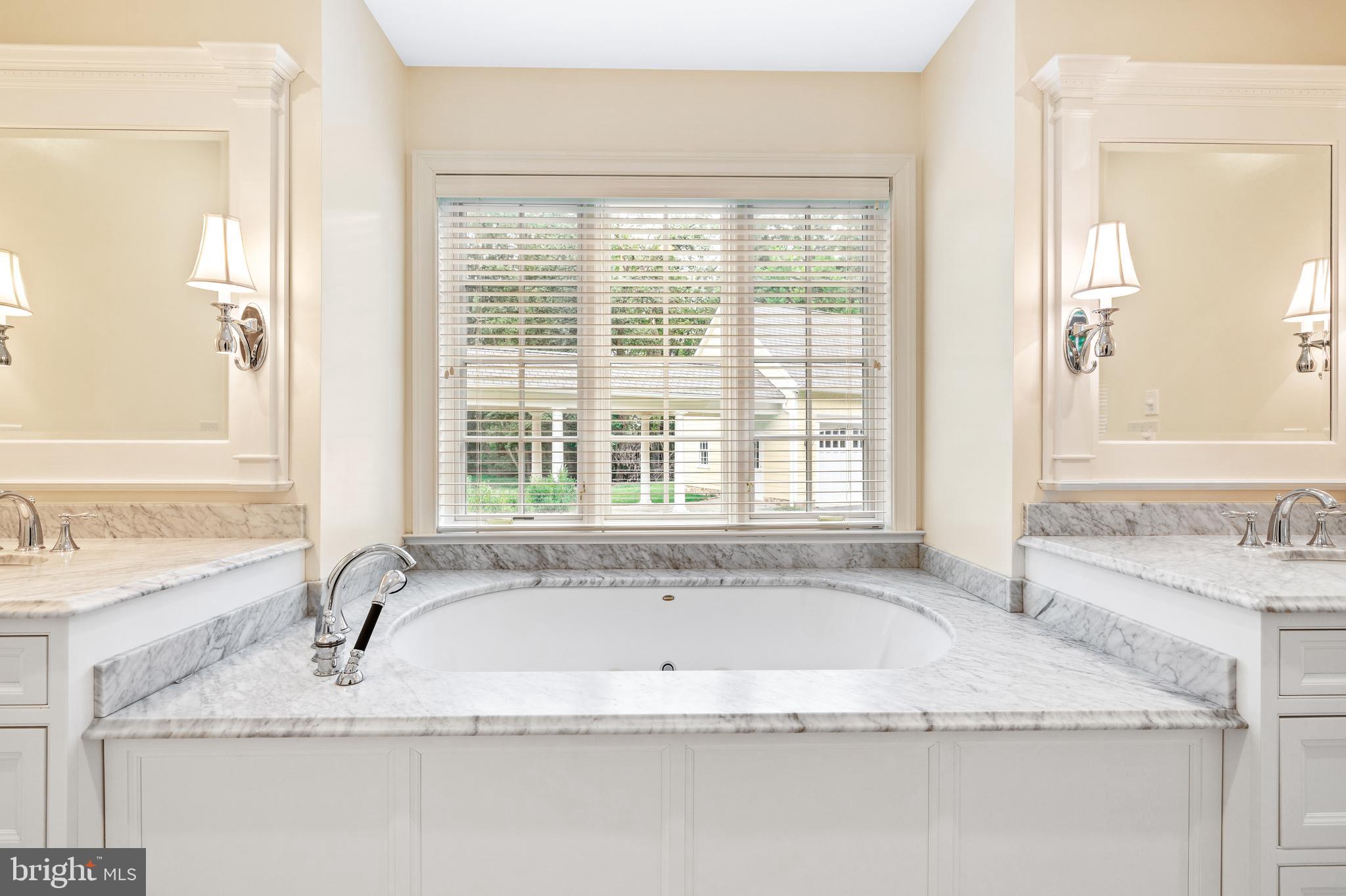 MONKTON - Residential