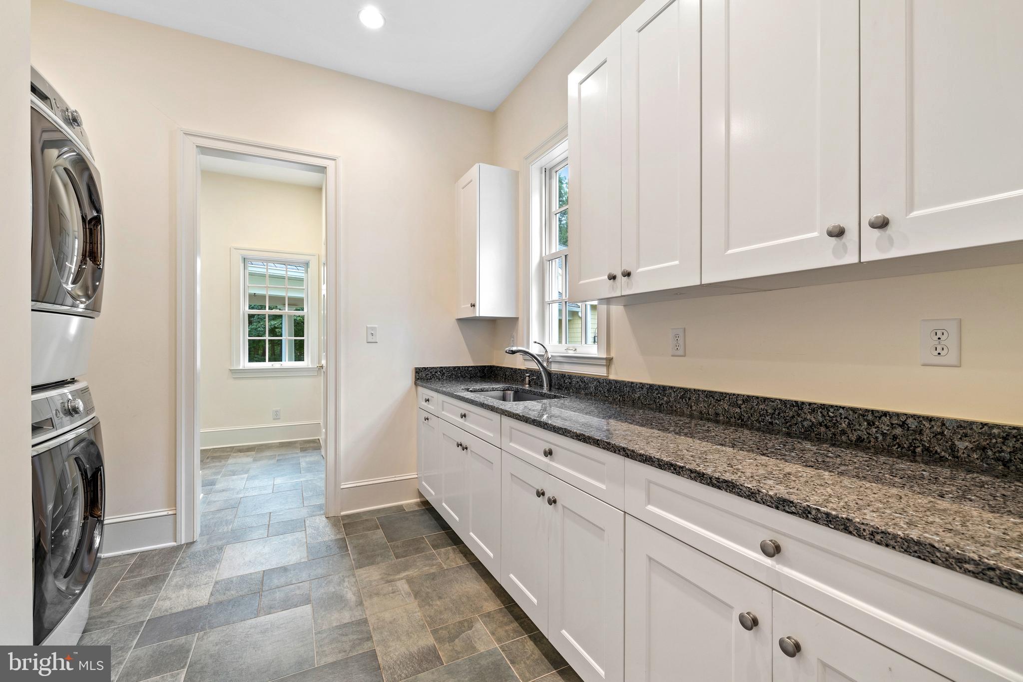 MONKTON - Residential