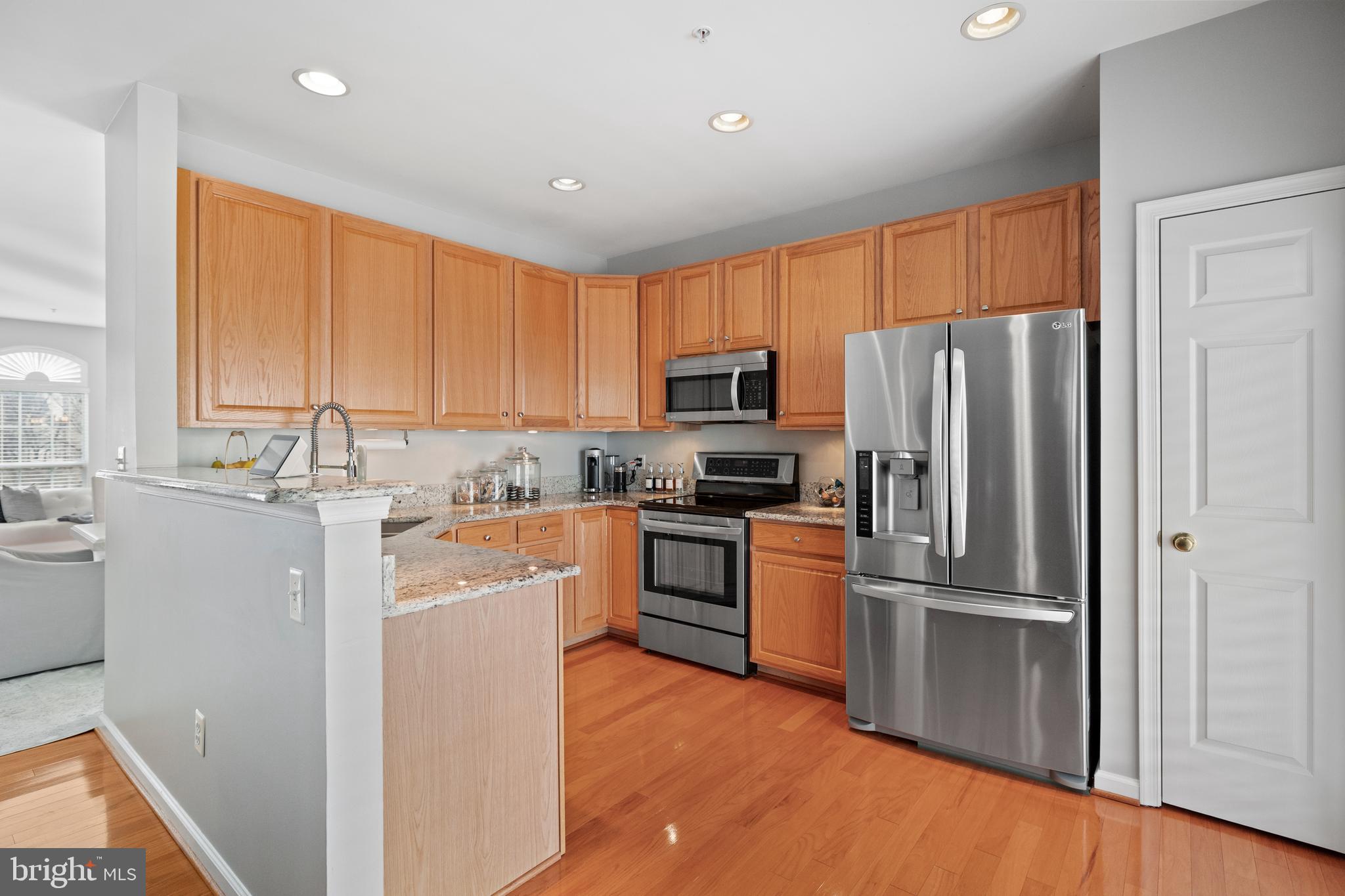 CAMERON STATION - Residential