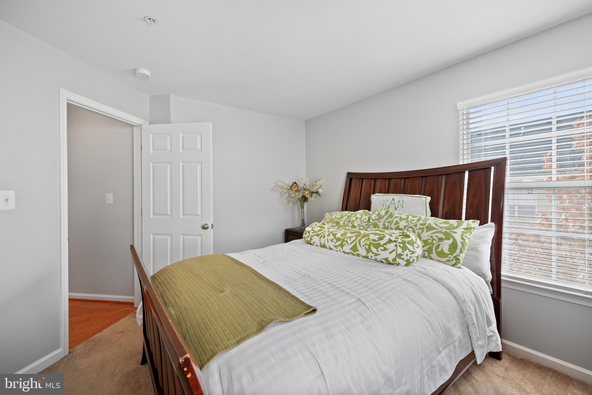 CAMERON STATION - Residential