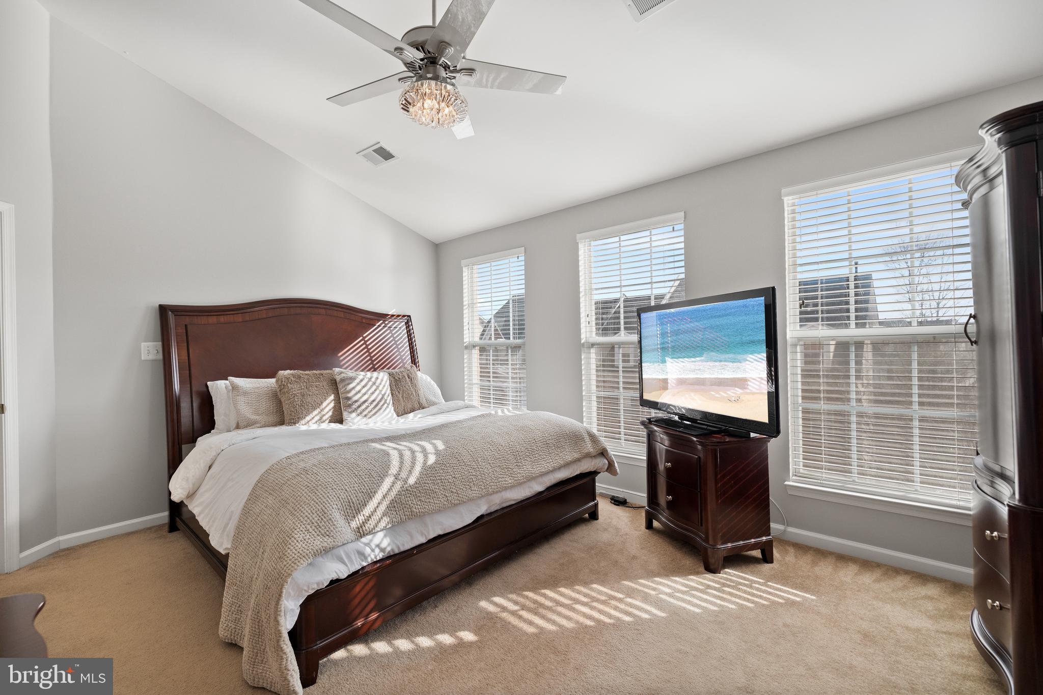 CAMERON STATION - Residential