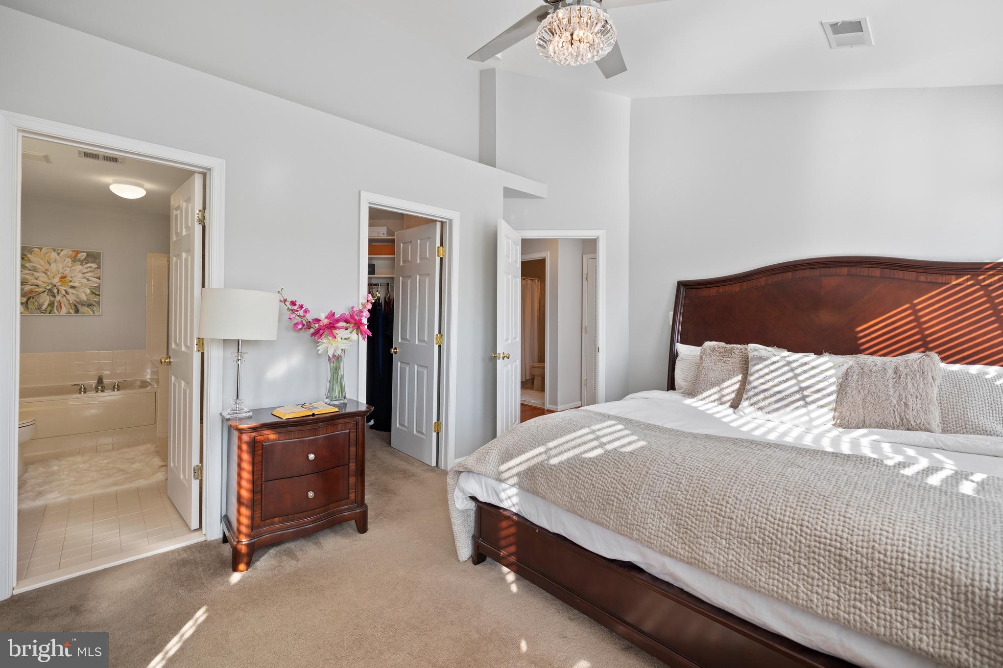 CAMERON STATION - Residential