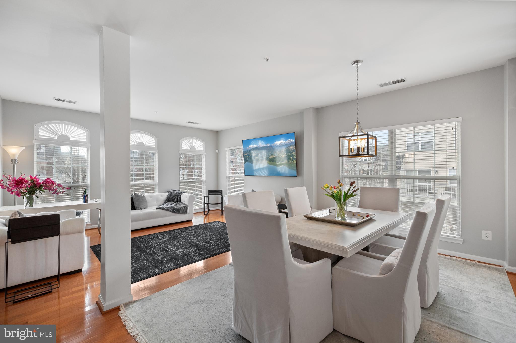 CAMERON STATION - Residential