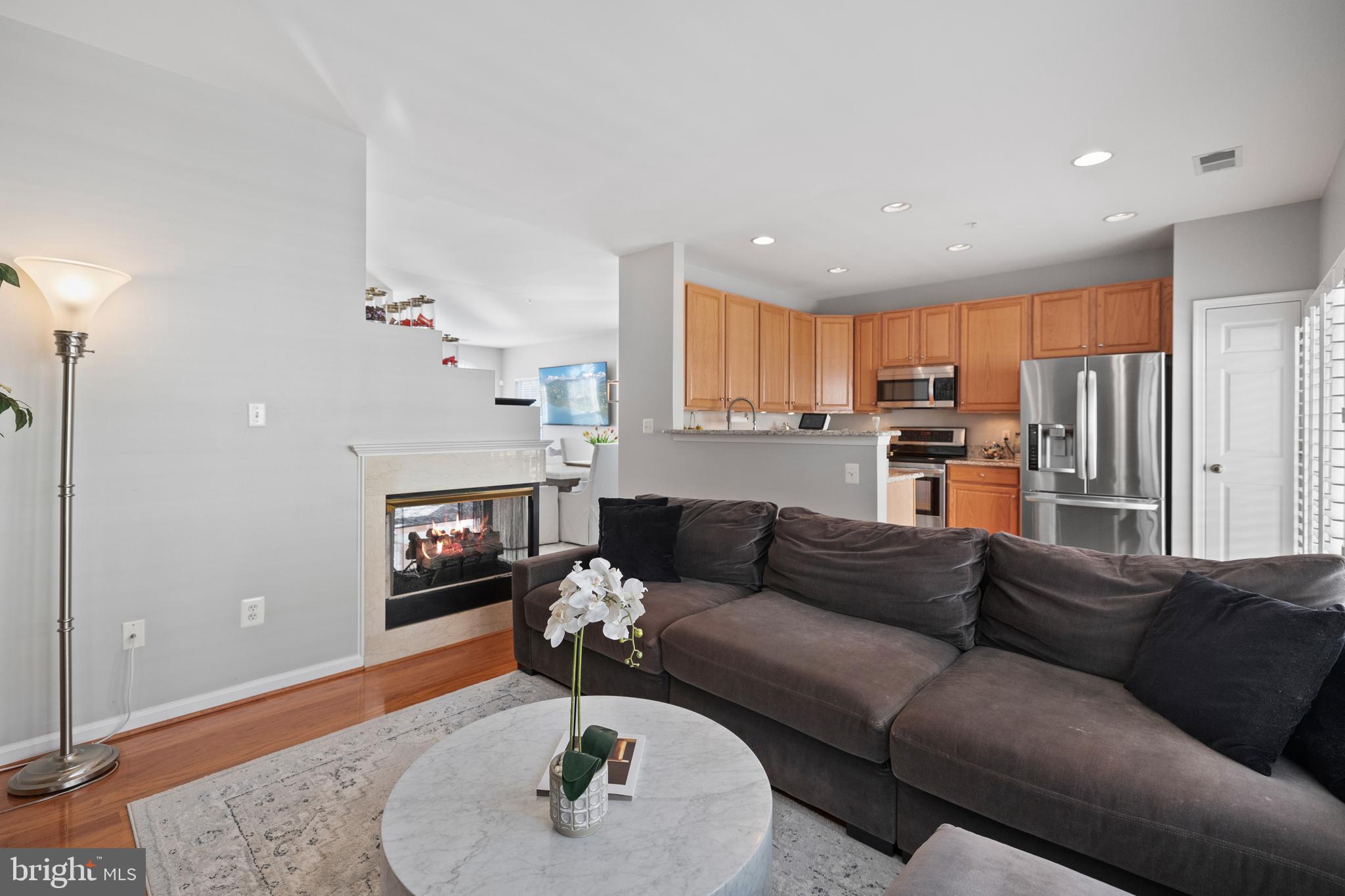 CAMERON STATION - Residential