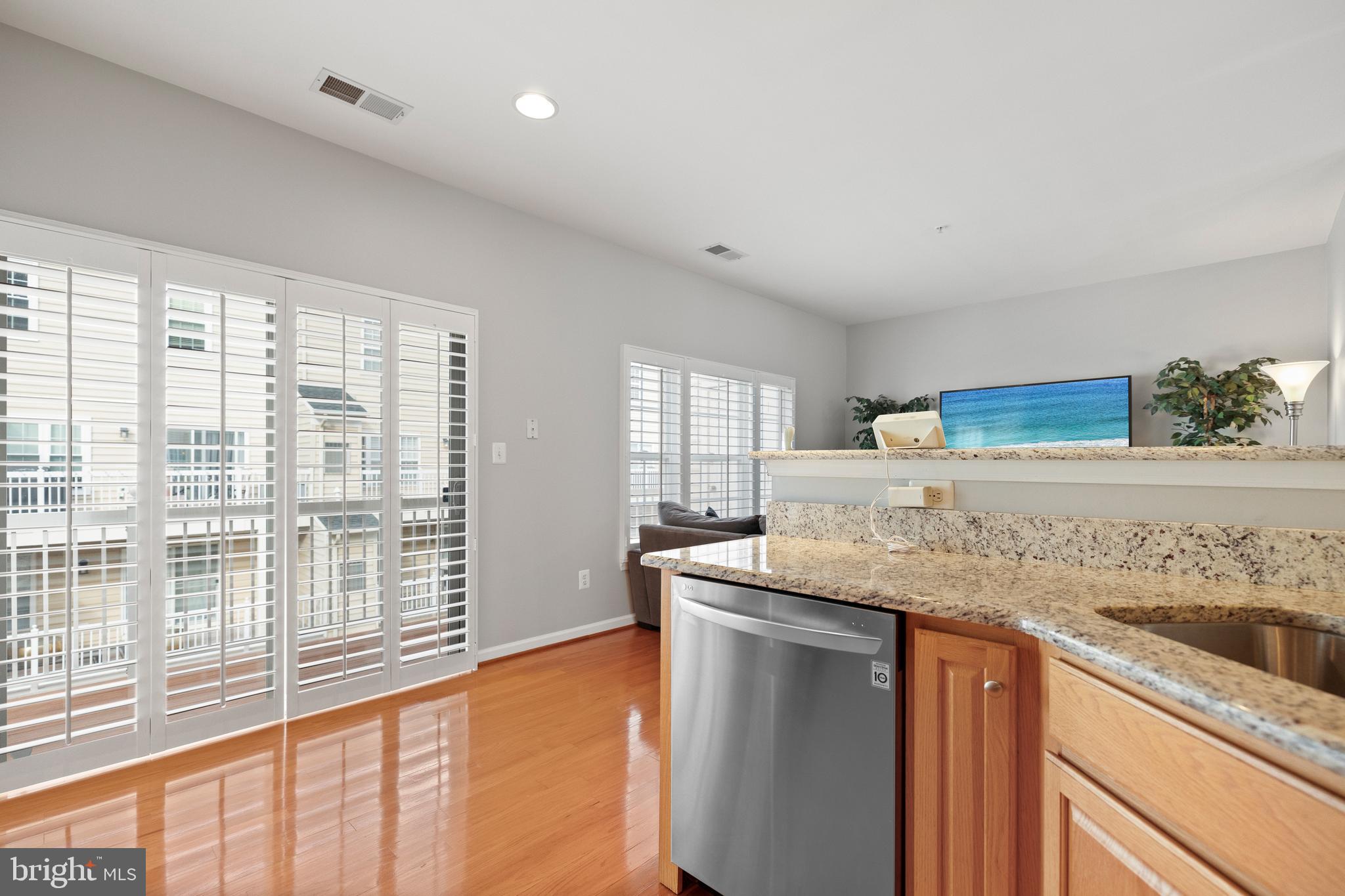 CAMERON STATION - Residential