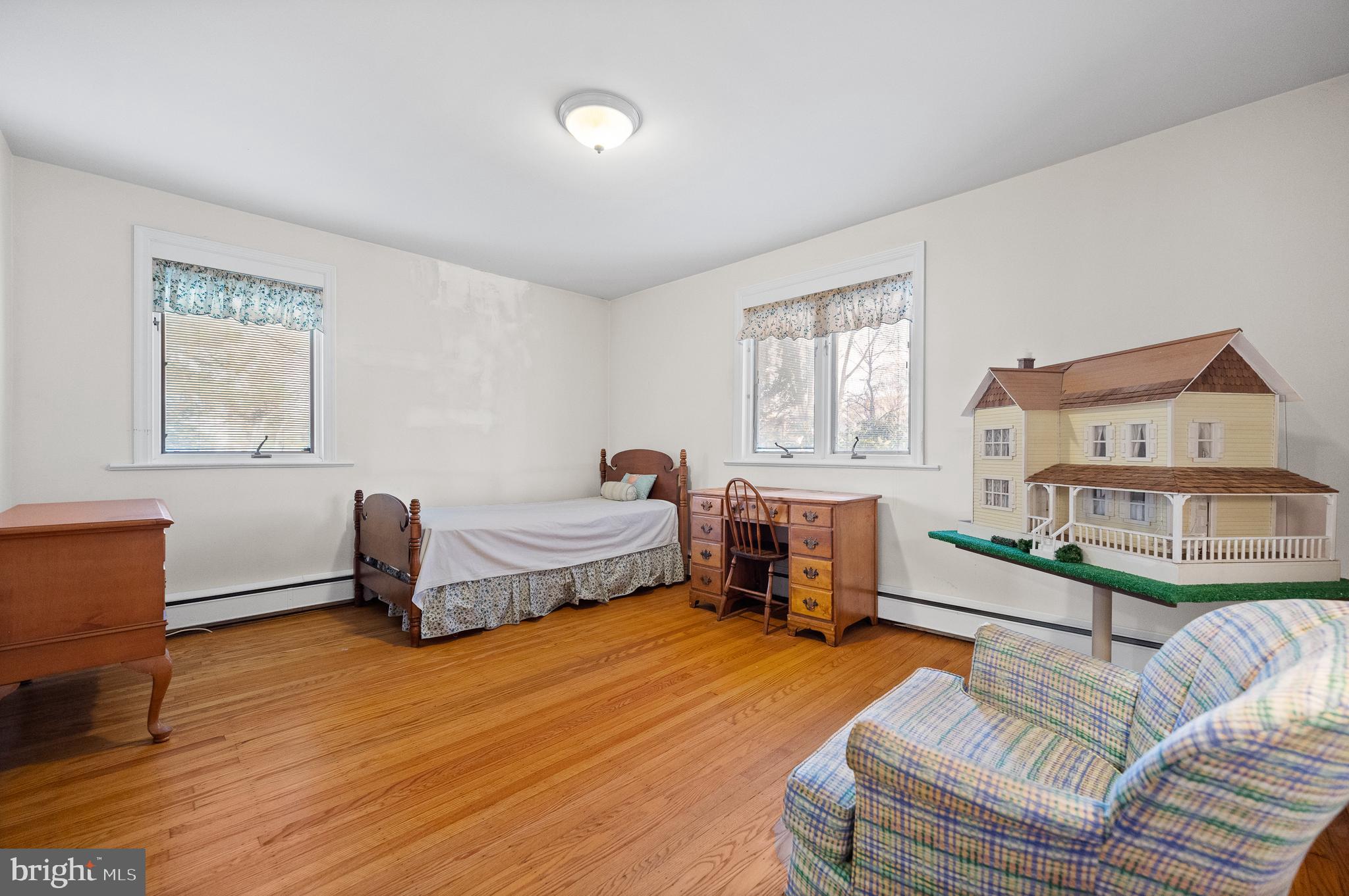 BROOKTHORPE HILLS - Residential