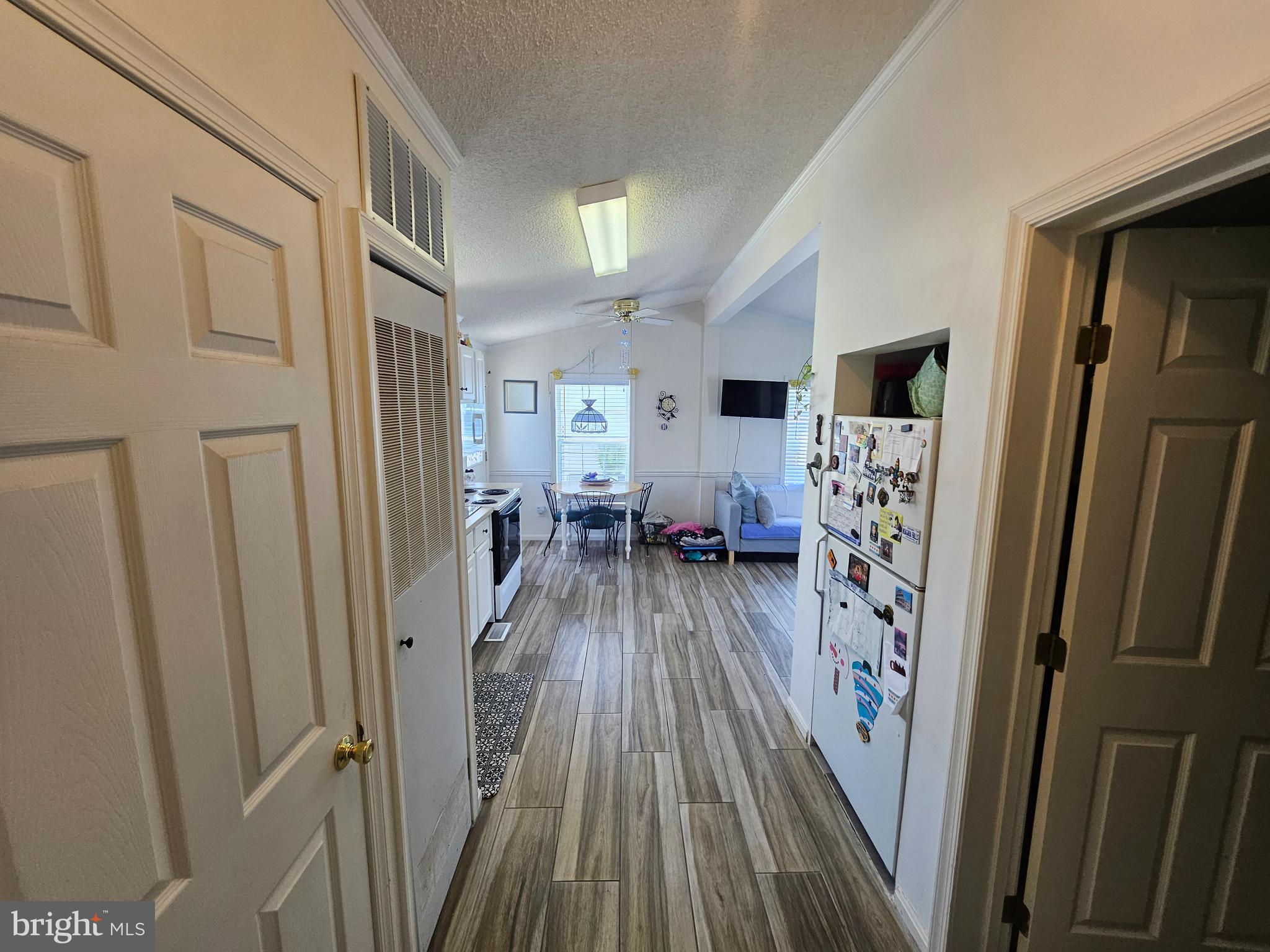 ISLE OF WIGHT TRAILER PK - Residential