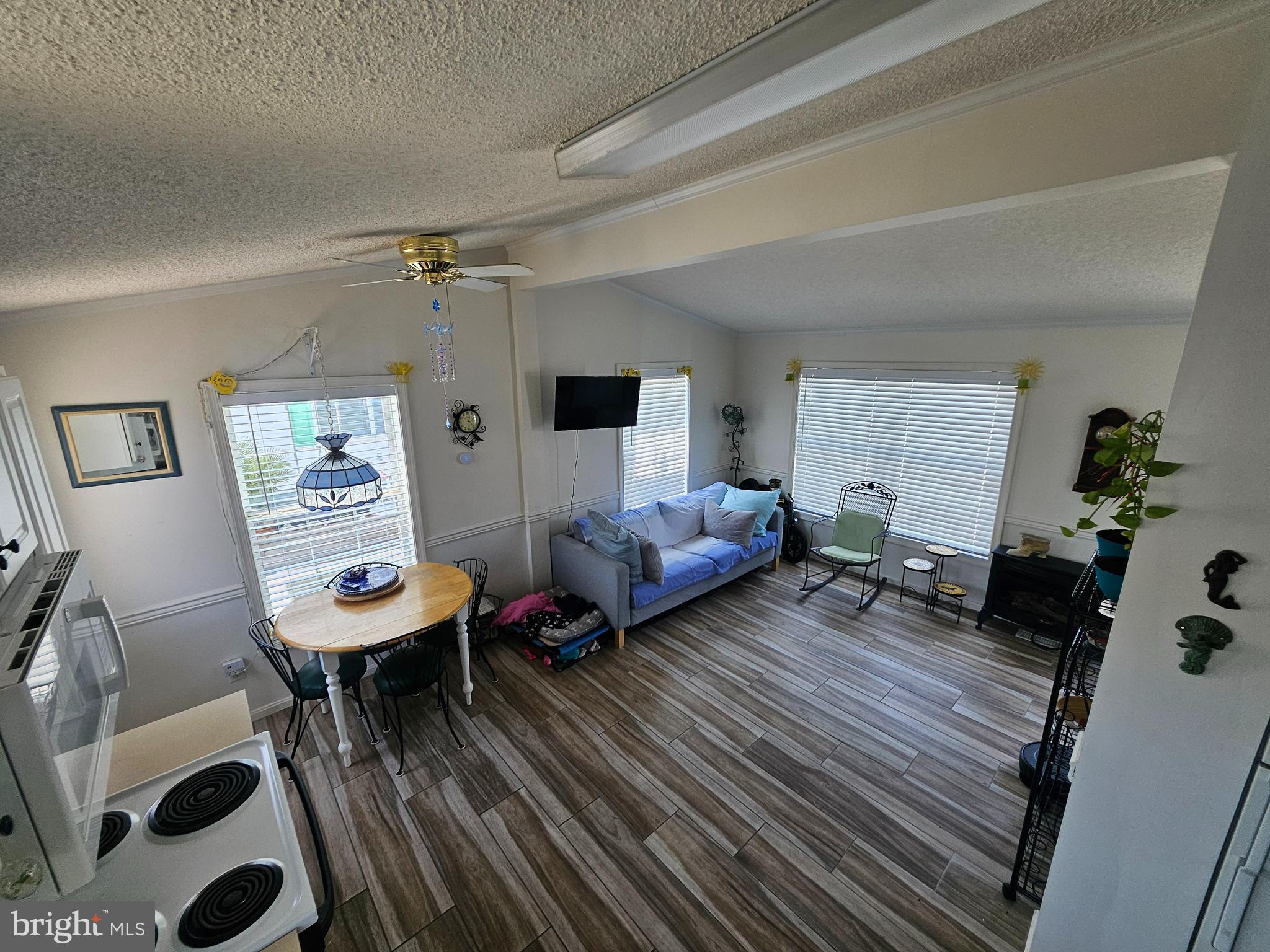 ISLE OF WIGHT TRAILER PK - Residential