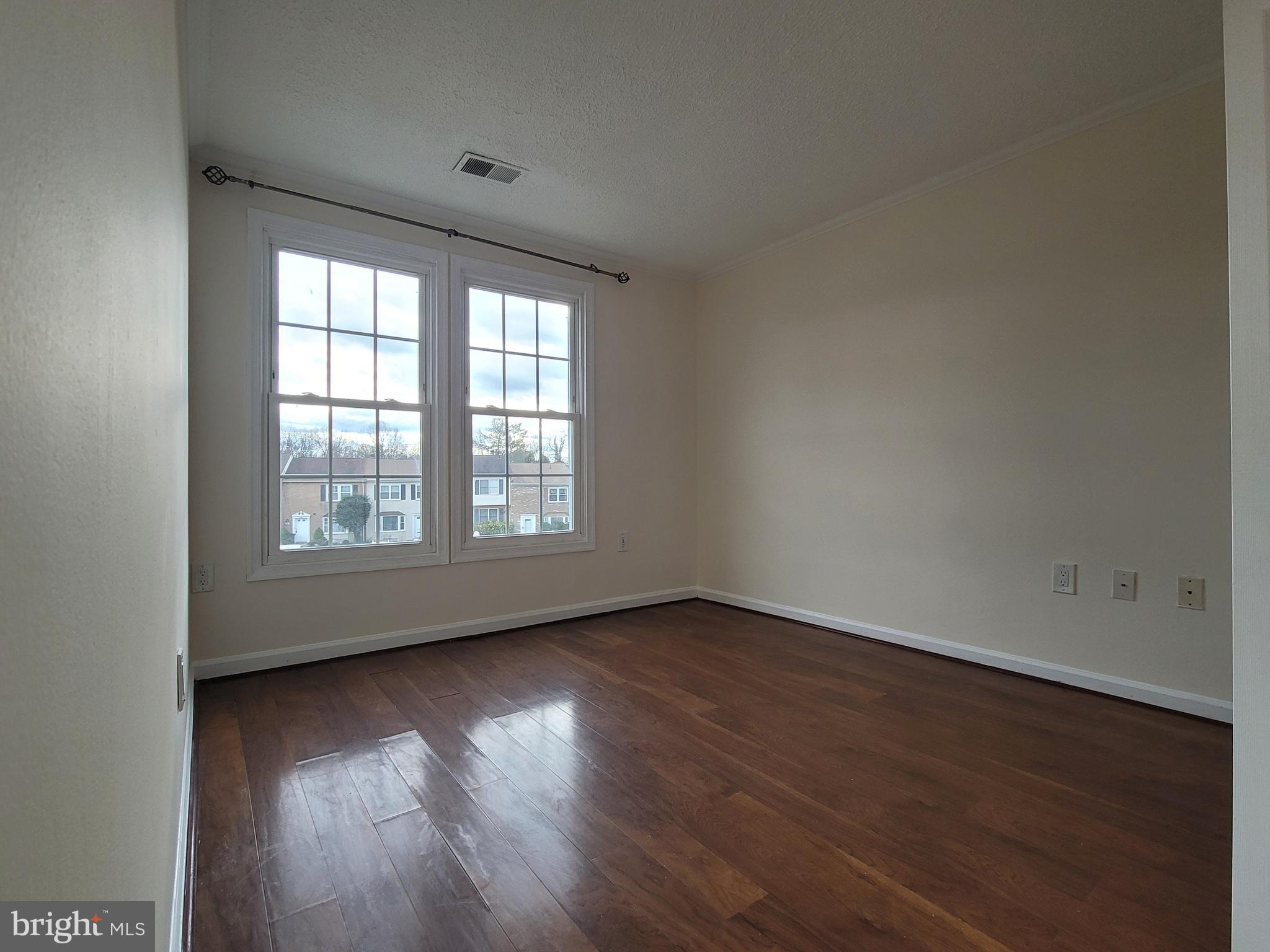 FOXWOOD - Residential Lease