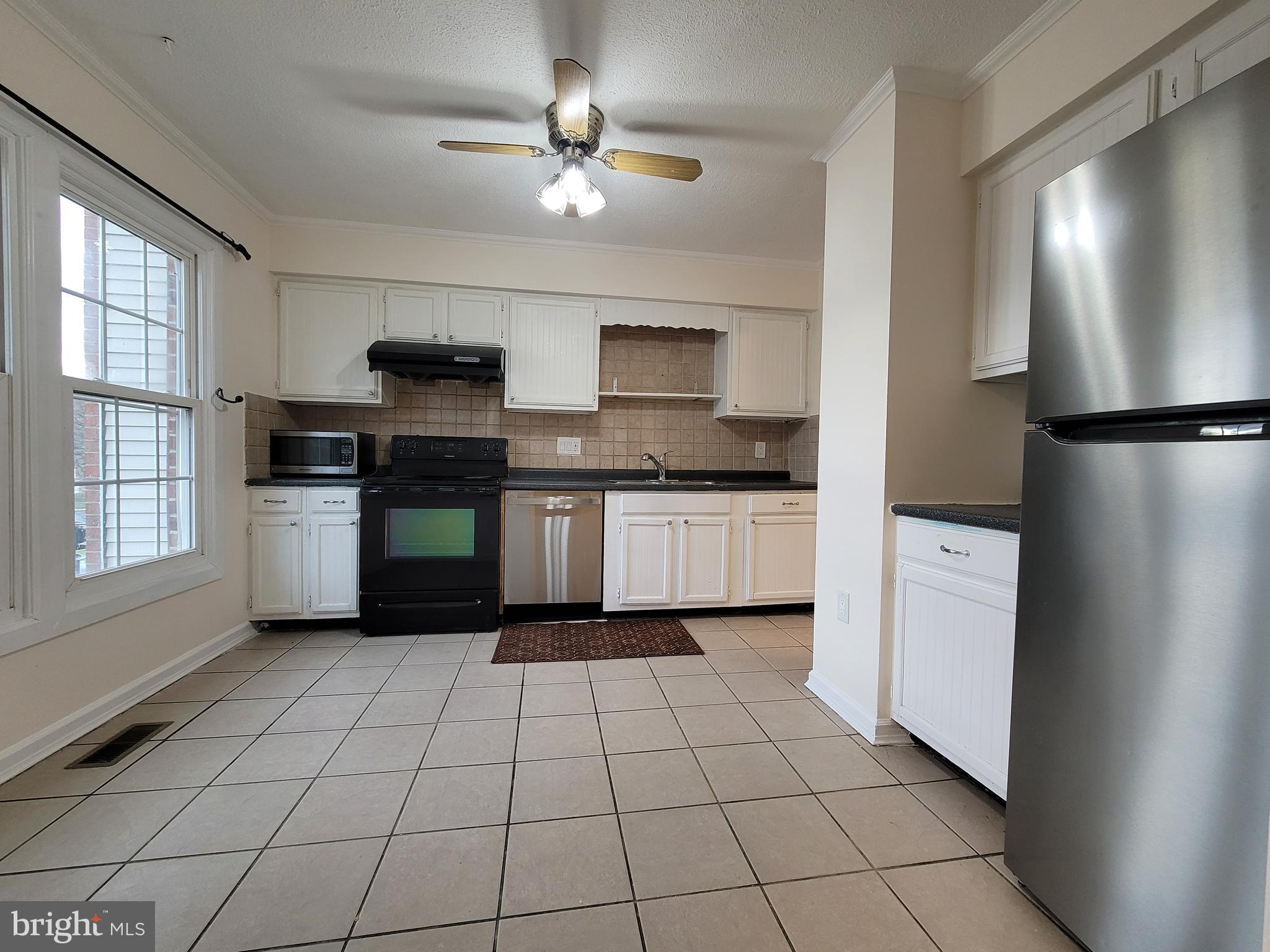 FOXWOOD - Residential Lease