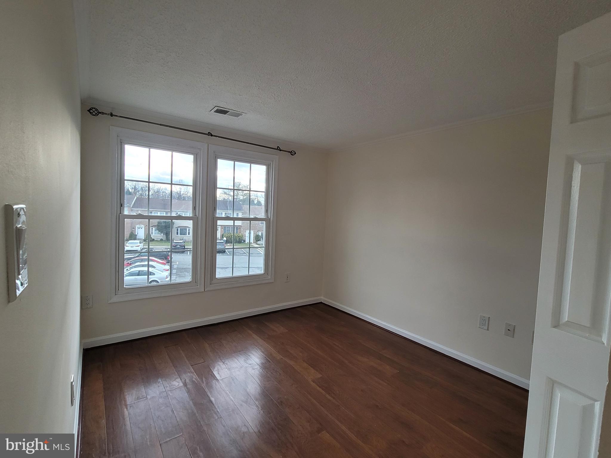 FOXWOOD - Residential Lease