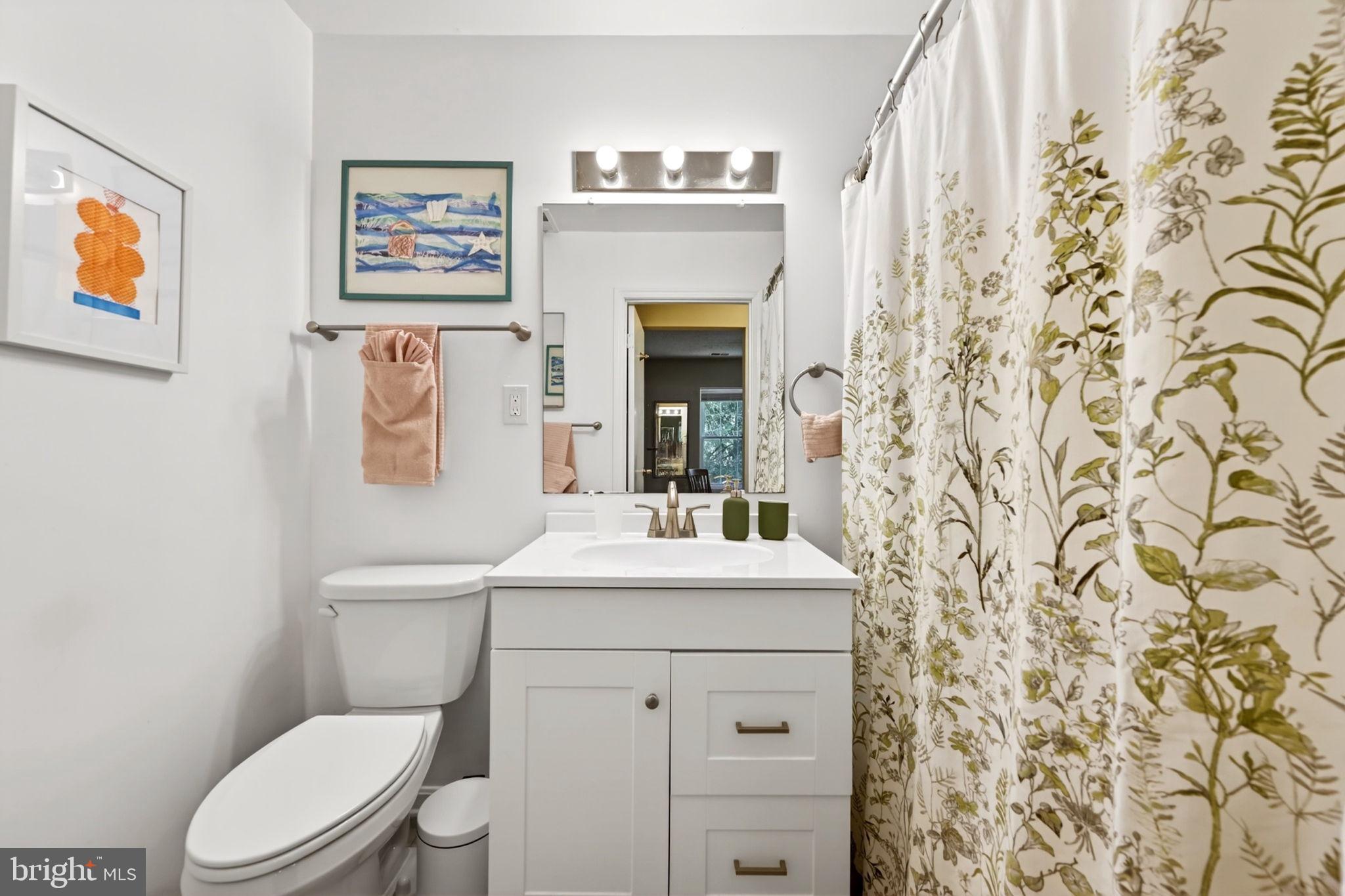 OAKS OF HARFORD - Residential