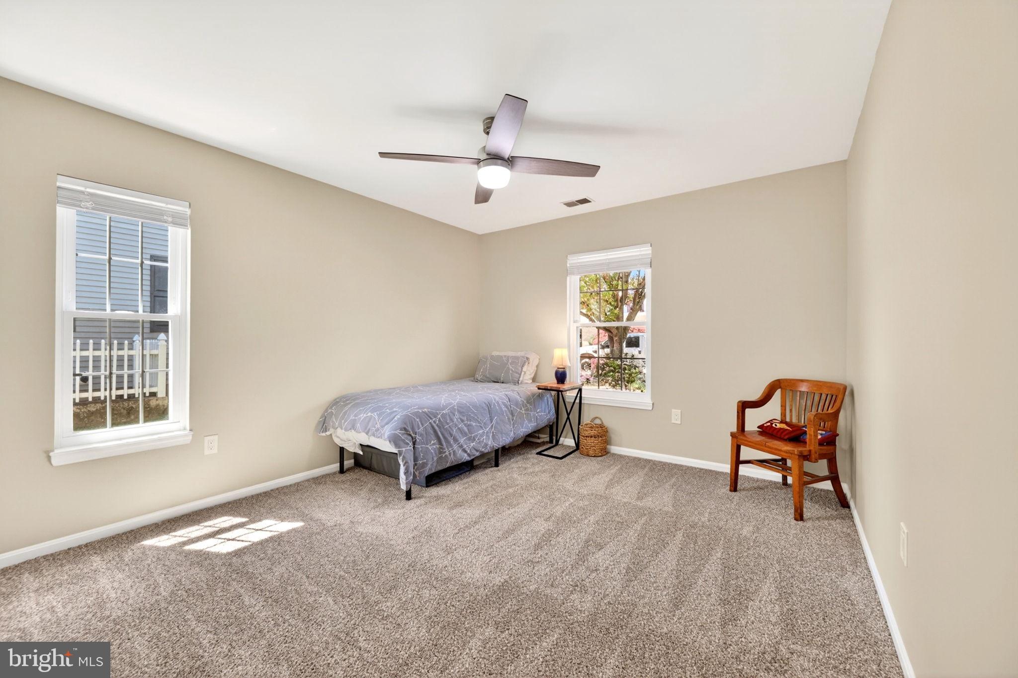 OAKS OF HARFORD - Residential