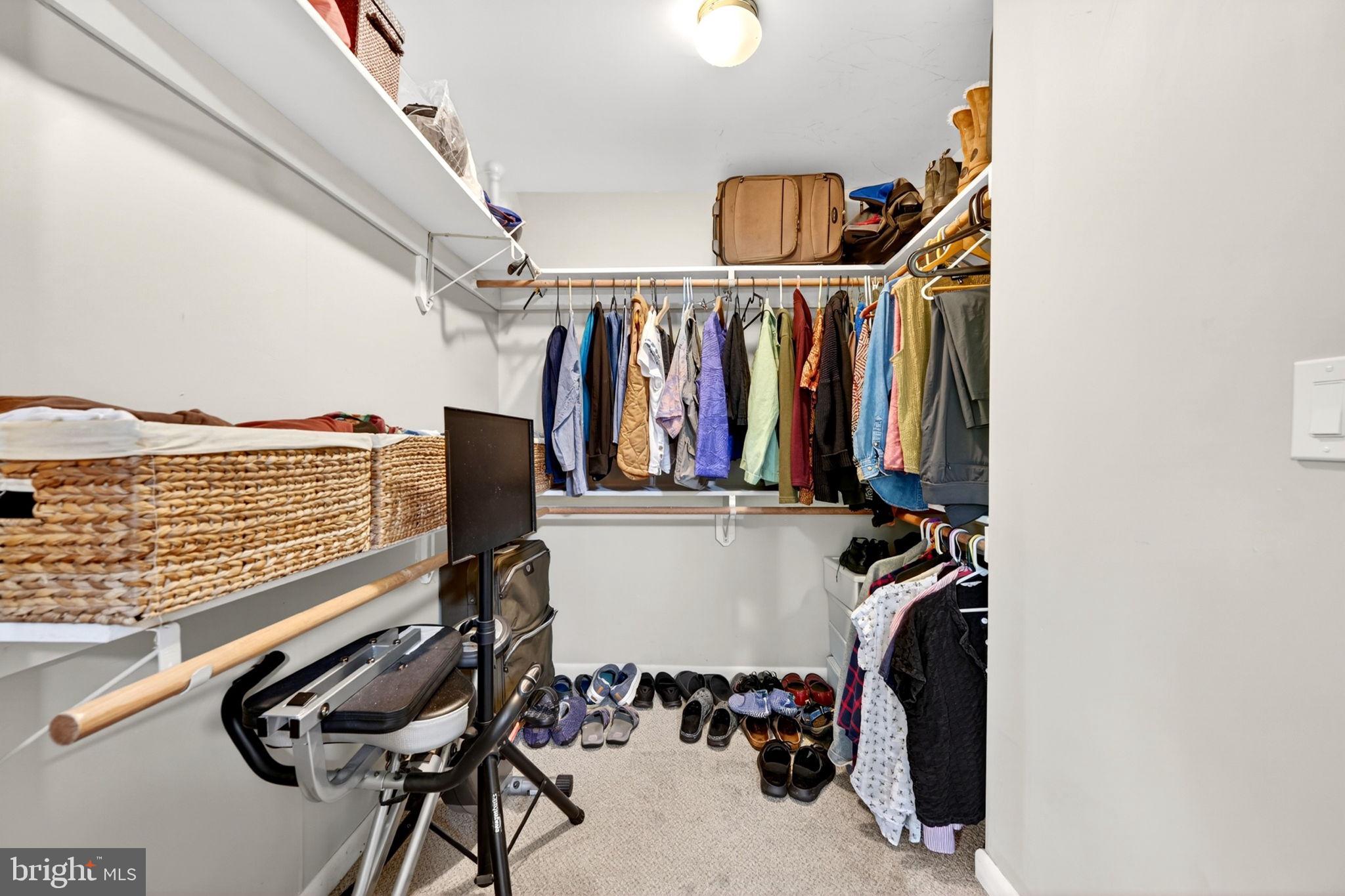 OAKS OF HARFORD - Residential