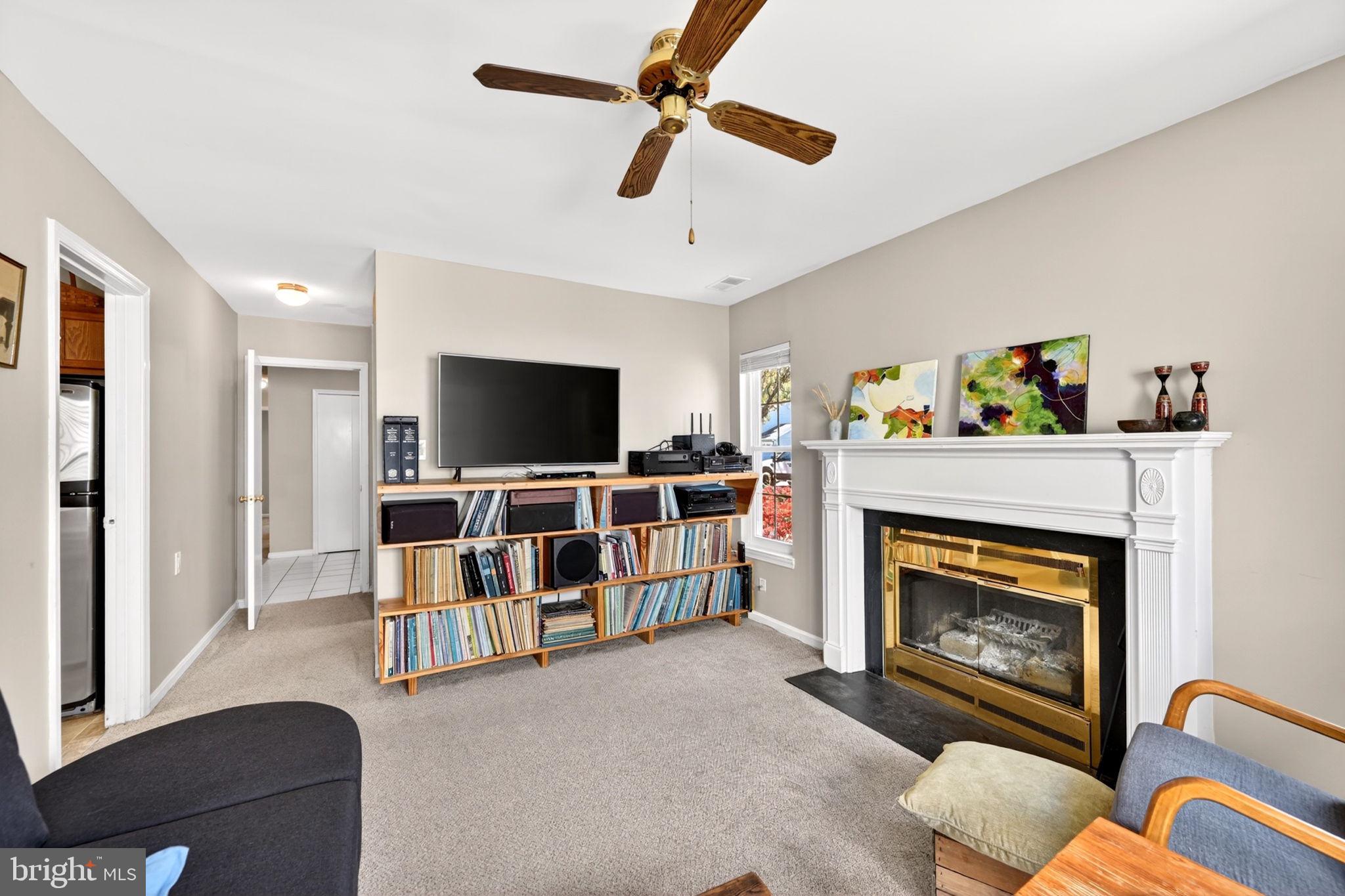 OAKS OF HARFORD - Residential