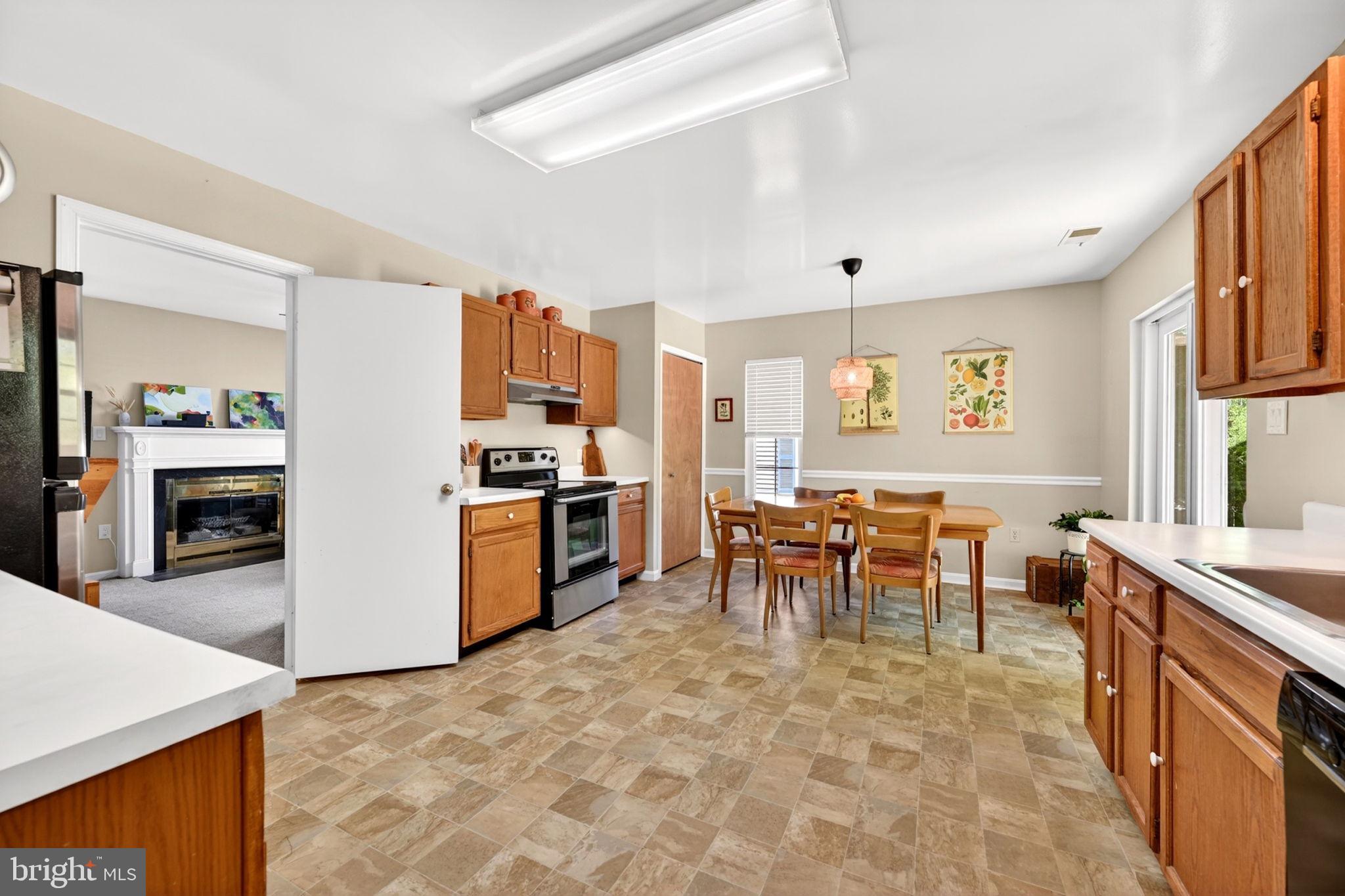 OAKS OF HARFORD - Residential