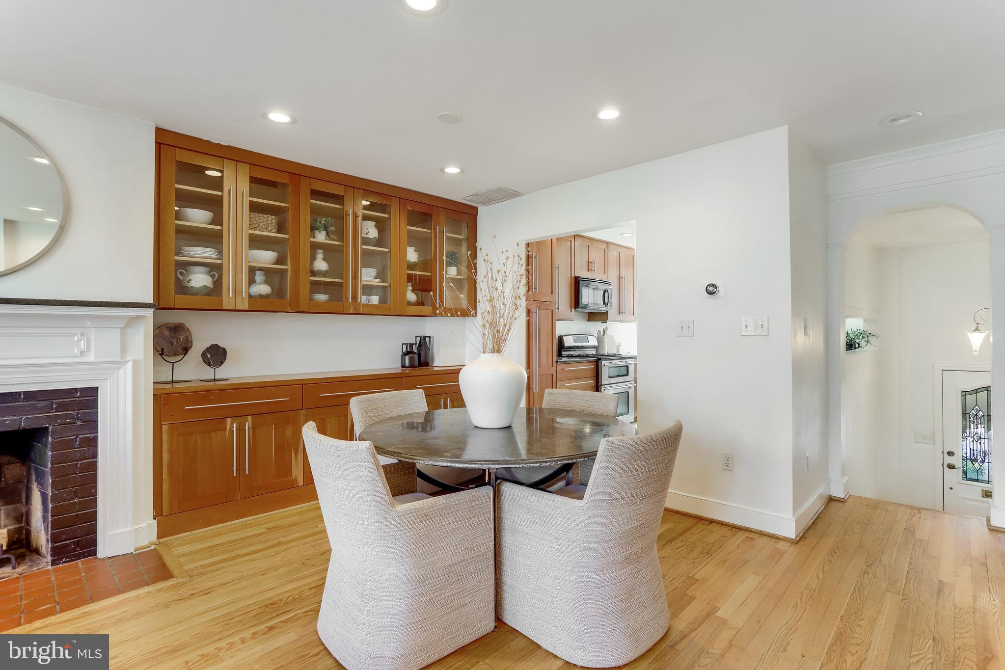 YATES GARDENS - Residential