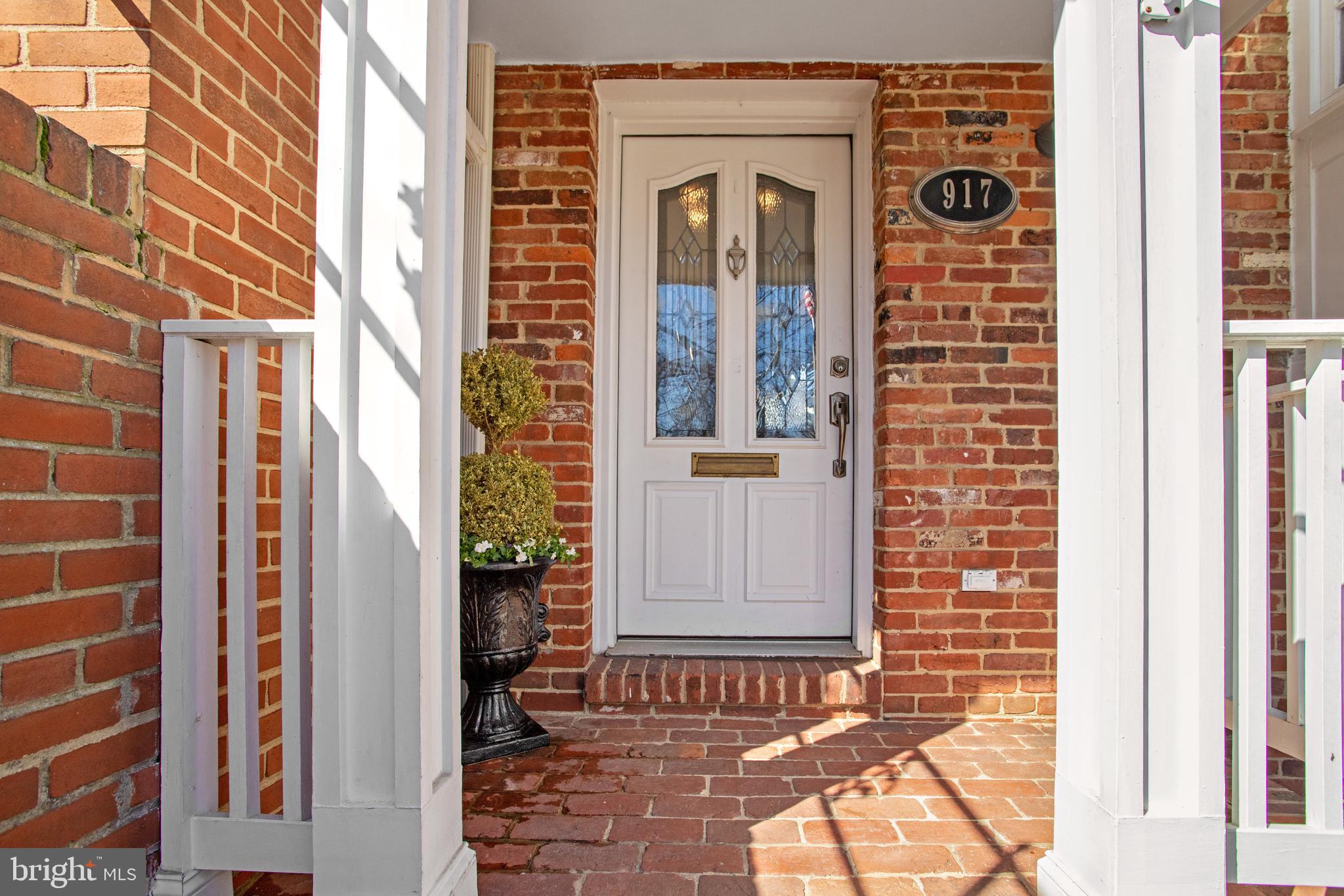 YATES GARDENS - Residential