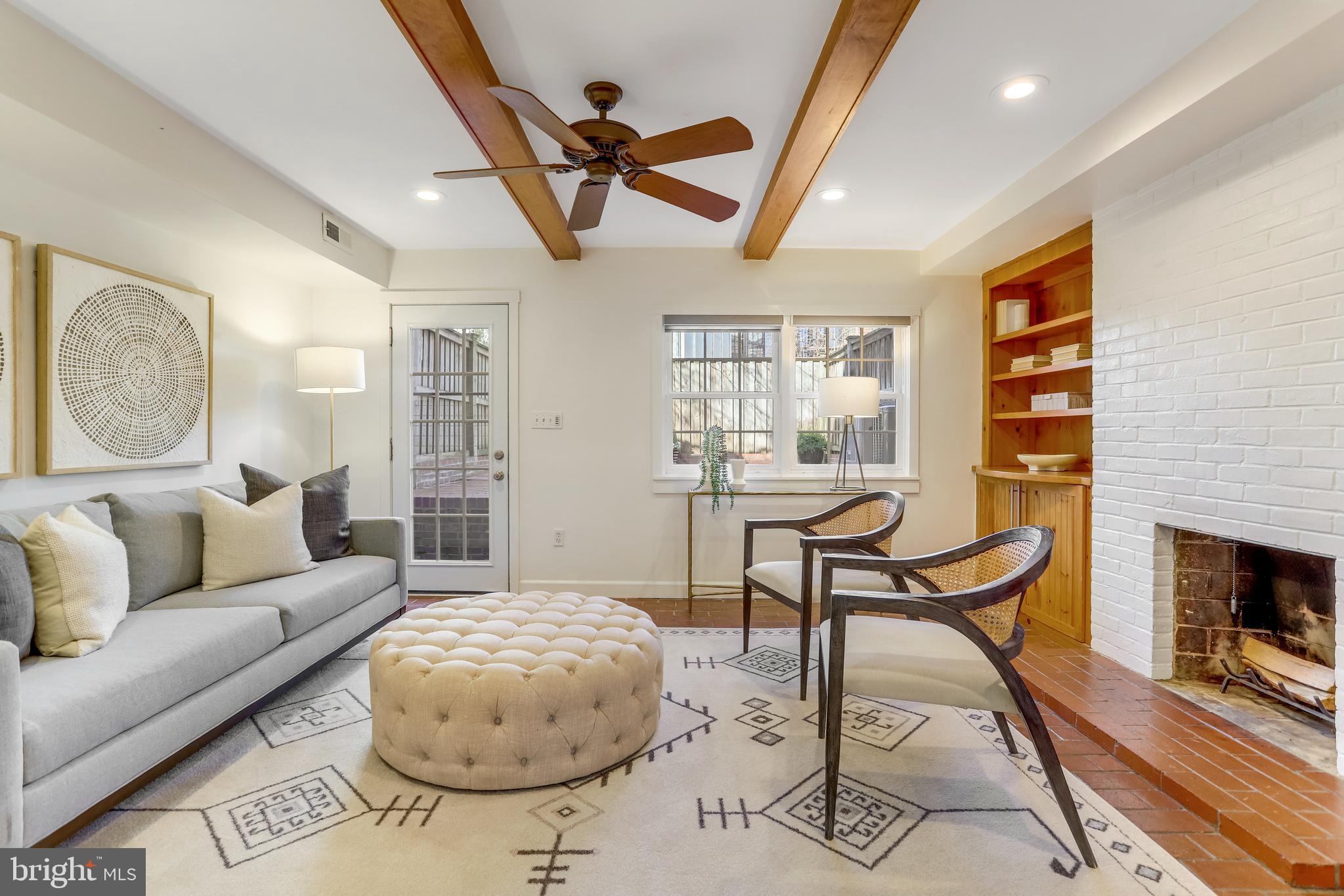 YATES GARDENS - Residential