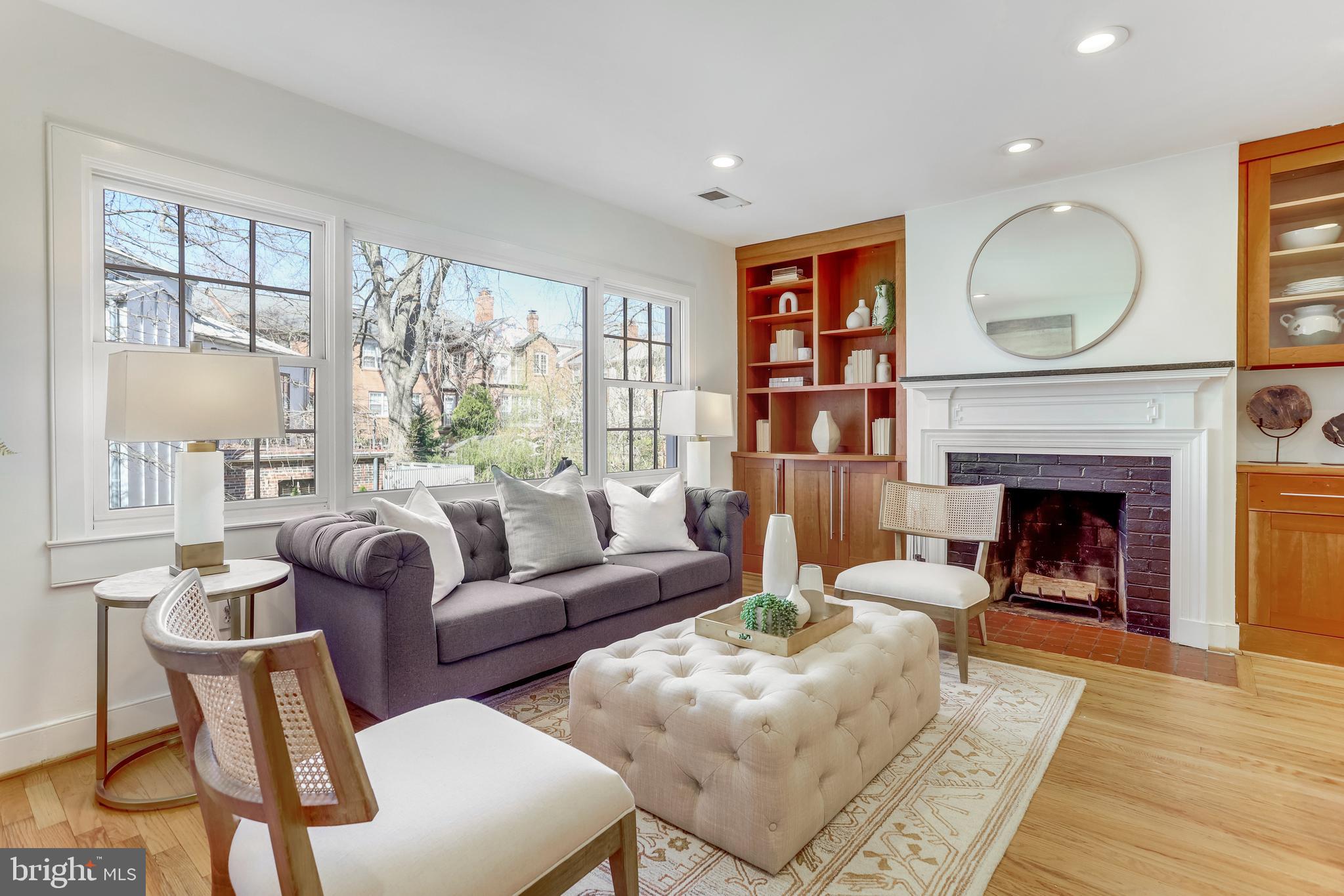 YATES GARDENS - Residential