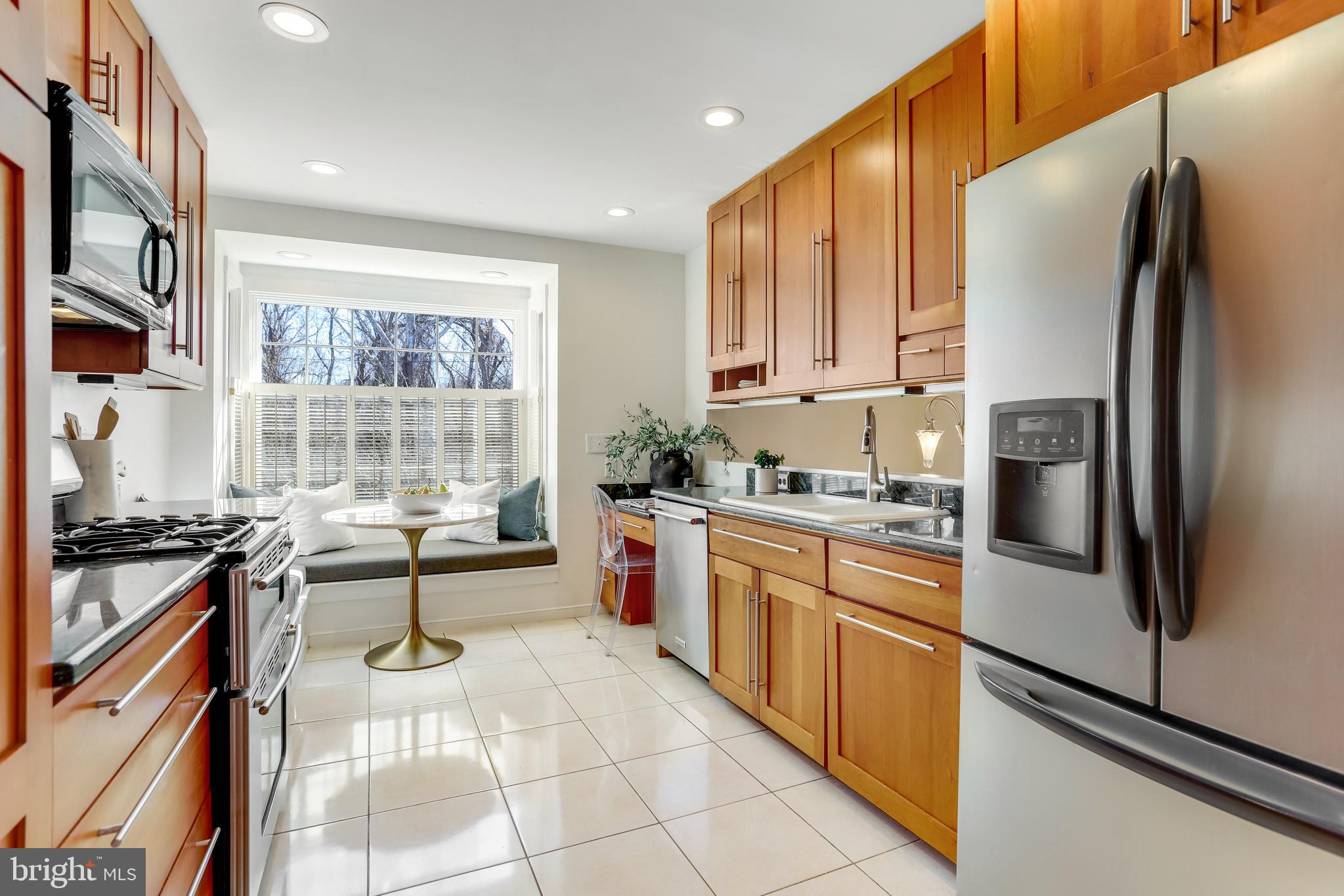 YATES GARDENS - Residential