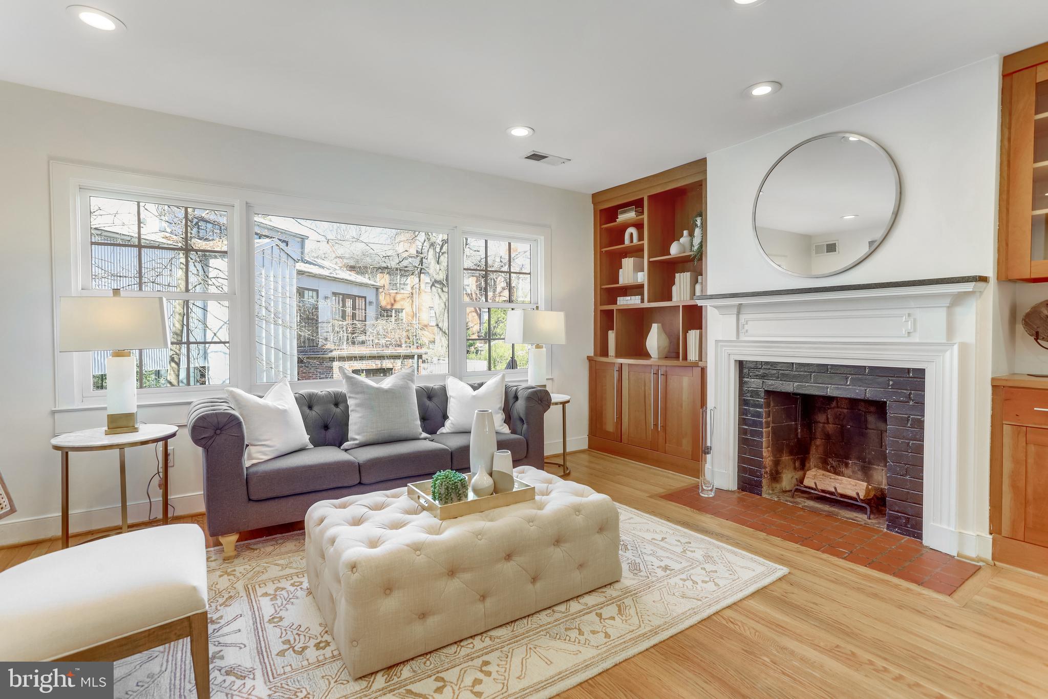 YATES GARDENS - Residential