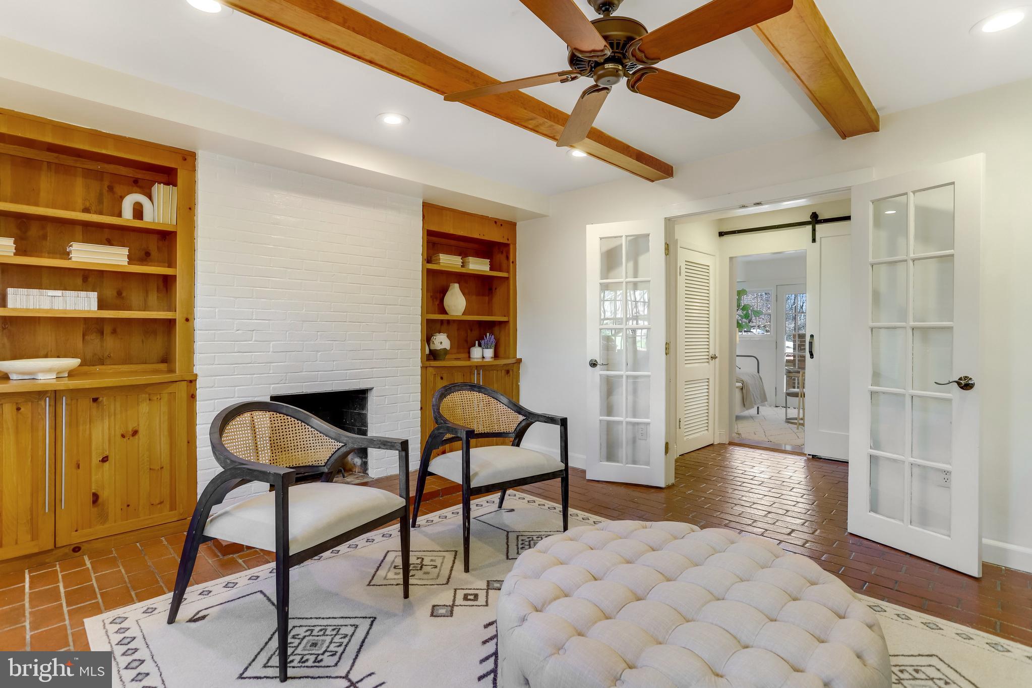 YATES GARDENS - Residential