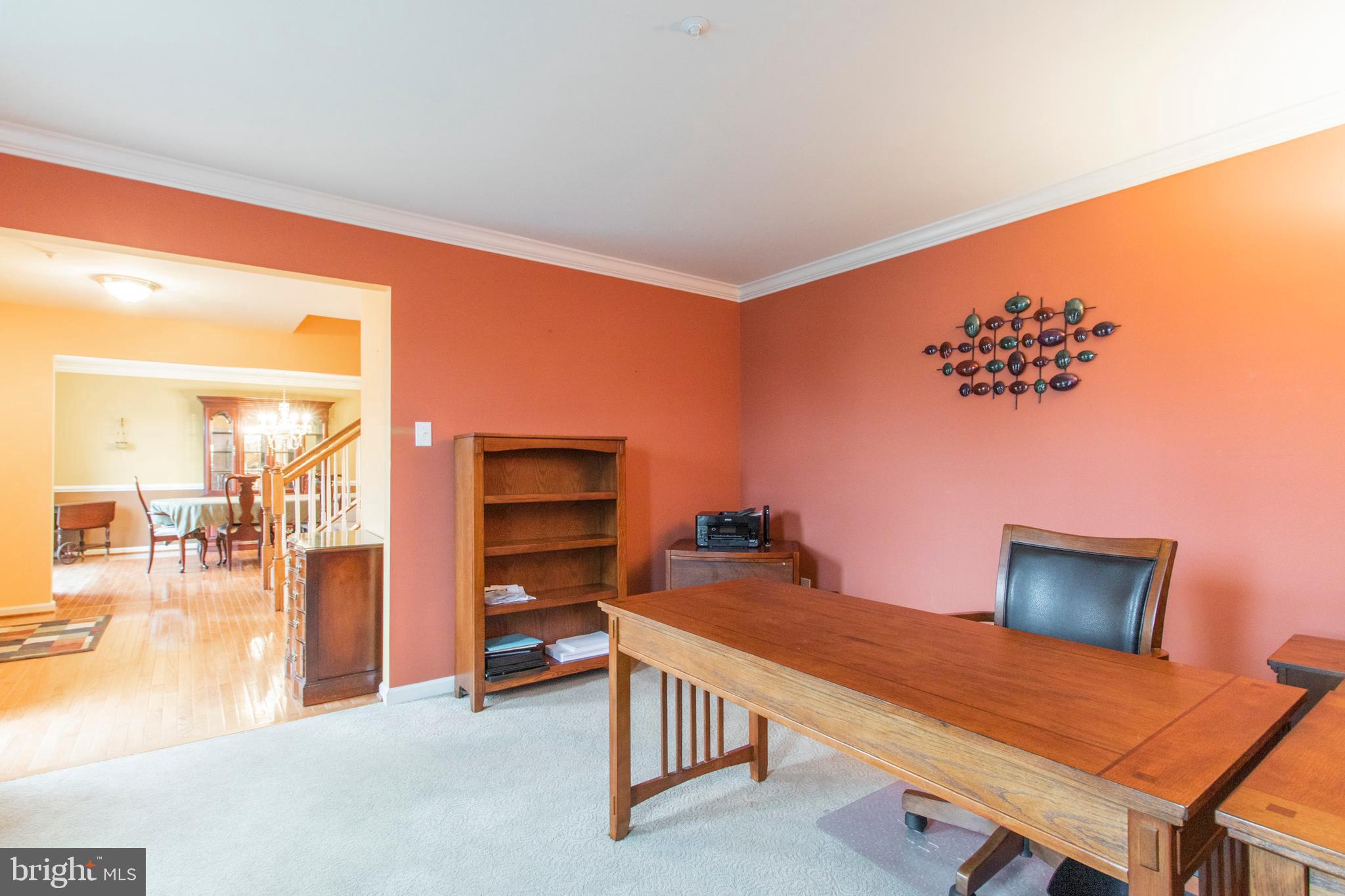 MAPLE KNOLL - Residential
