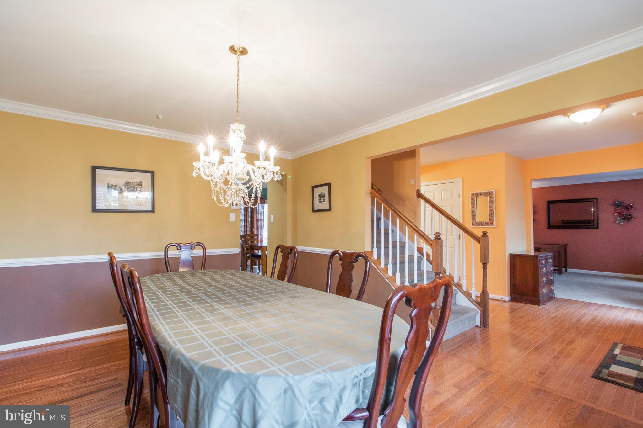 MAPLE KNOLL - Residential