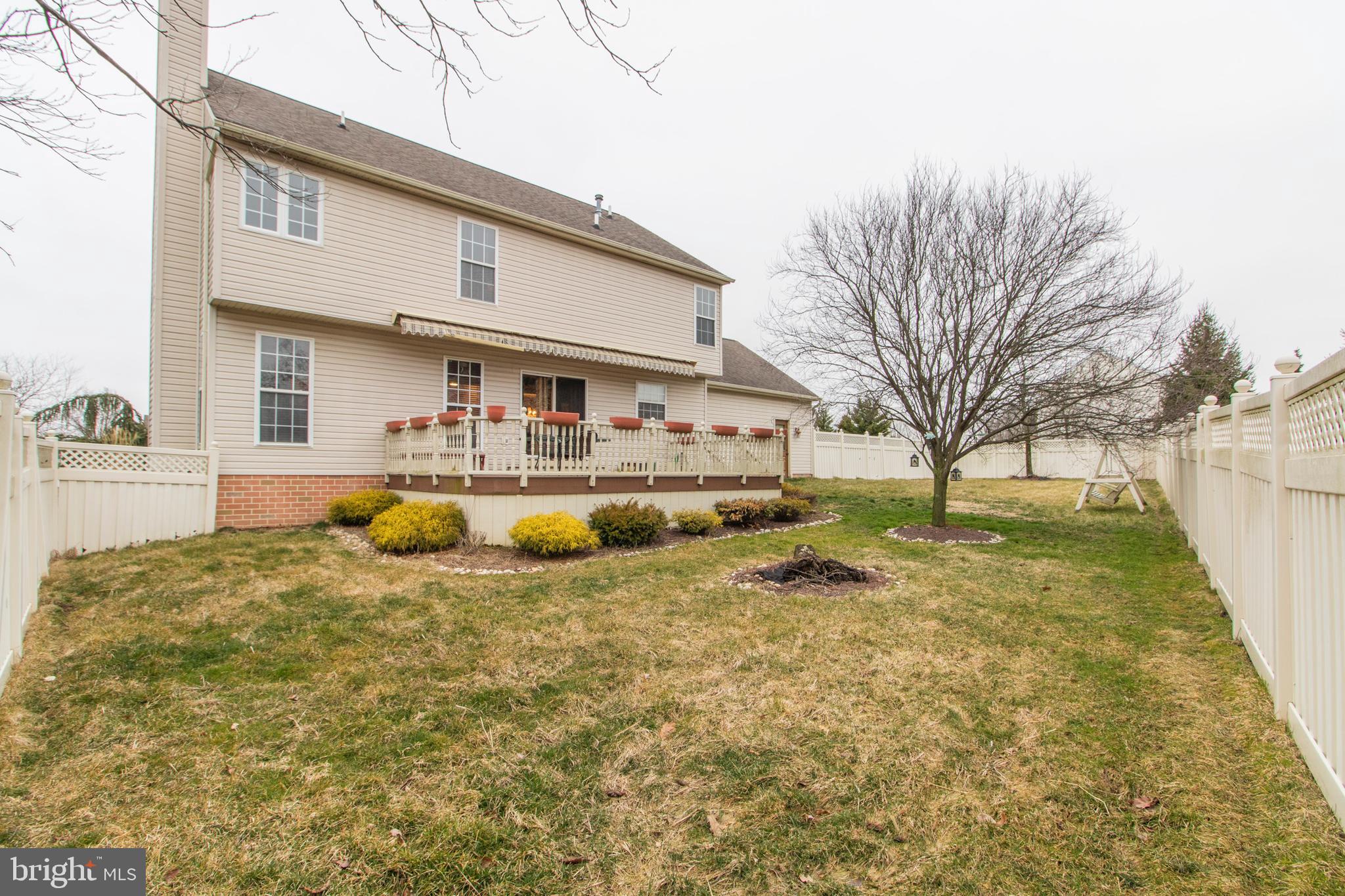 MAPLE KNOLL - Residential
