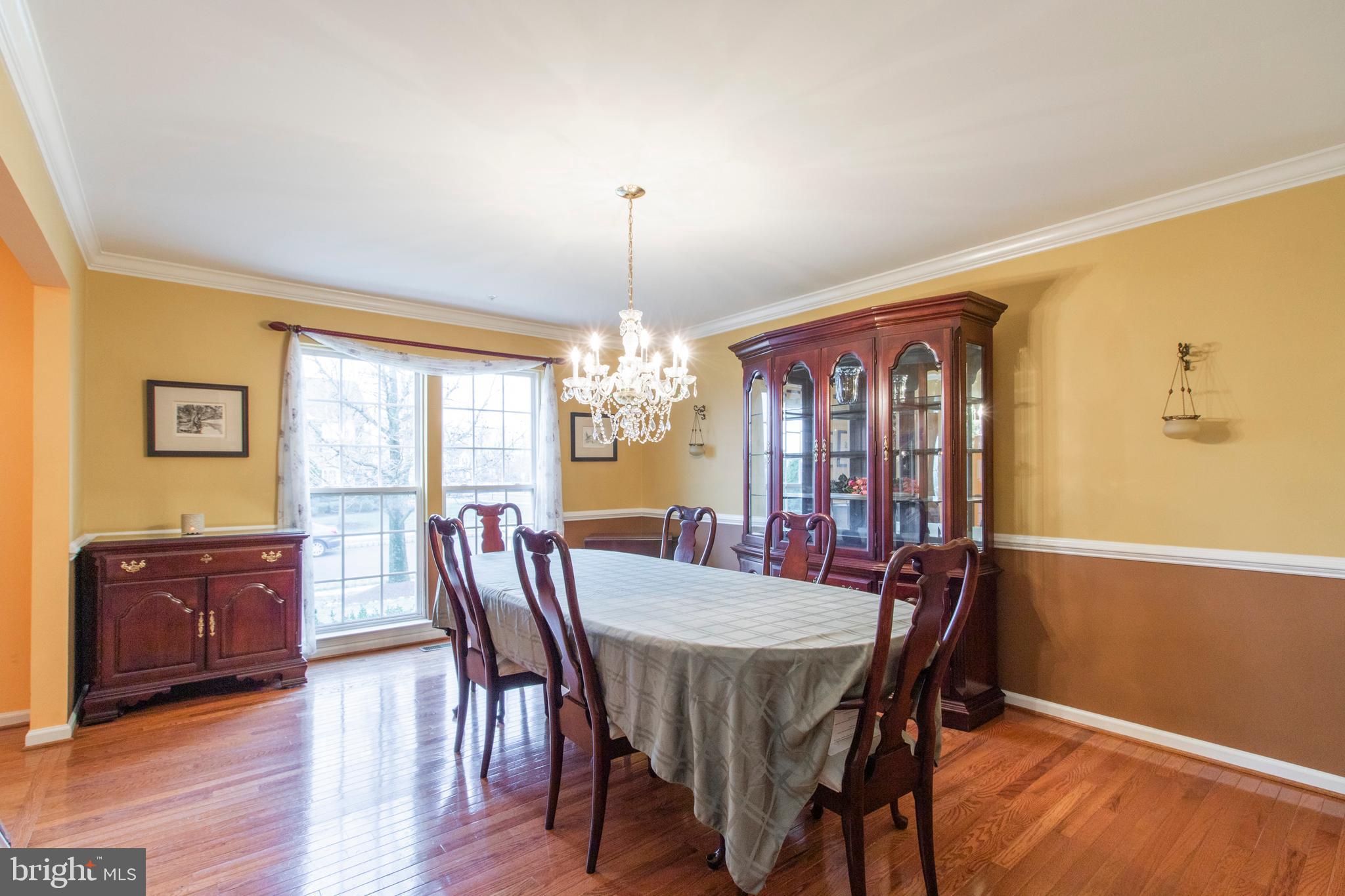 MAPLE KNOLL - Residential