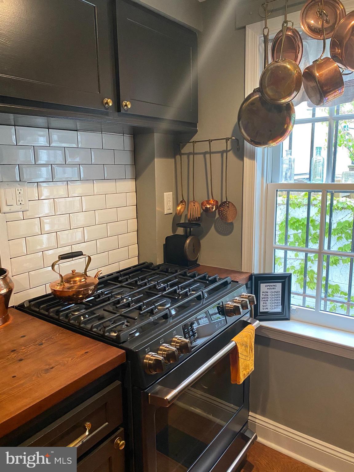 WASHINGTON SQ WEST - Residential