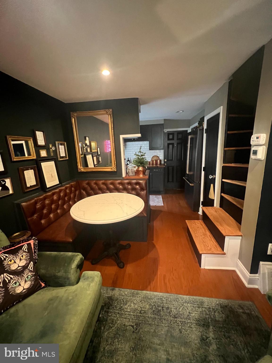 WASHINGTON SQ WEST - Residential