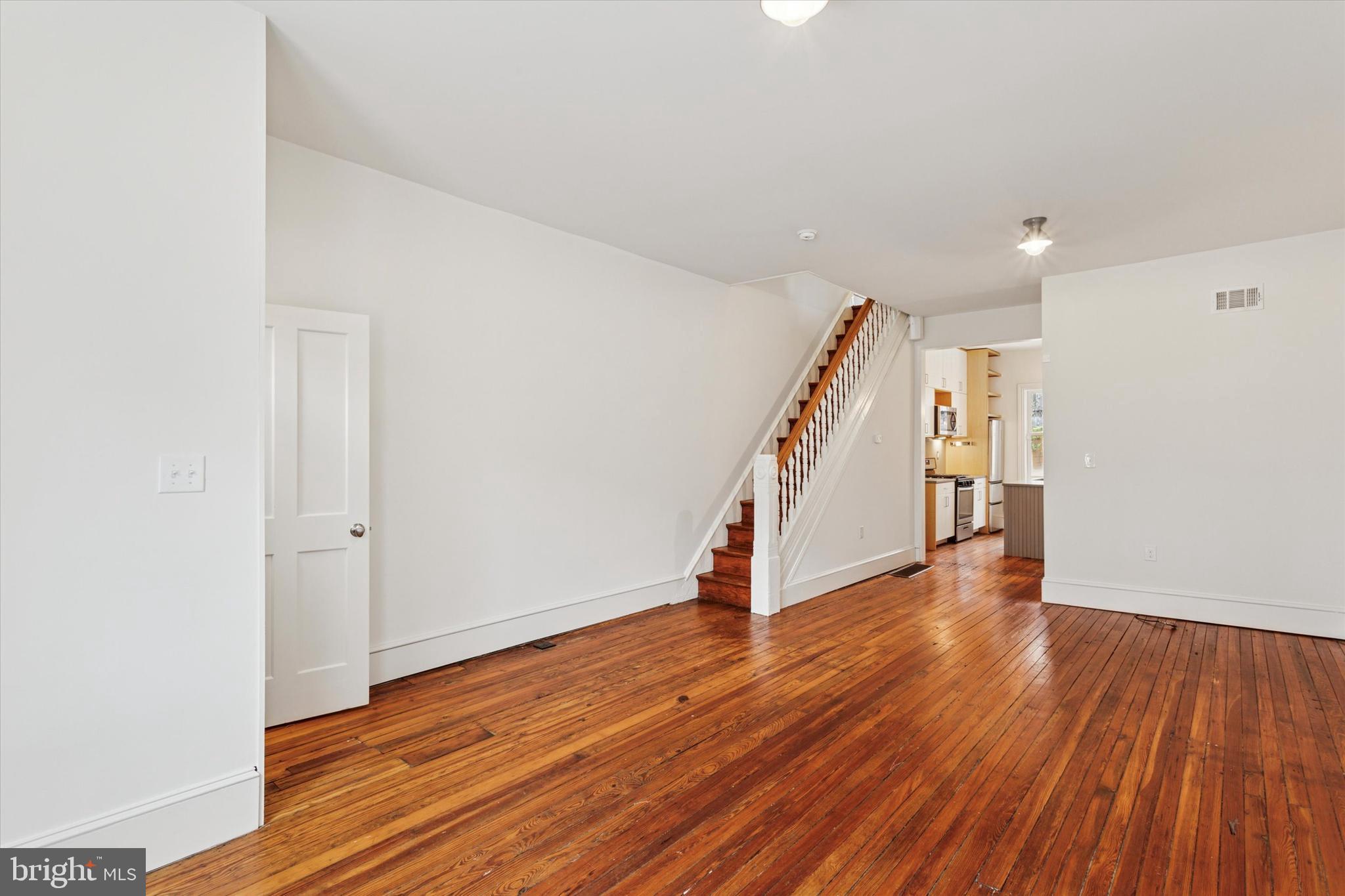 POINT BREEZE - Residential