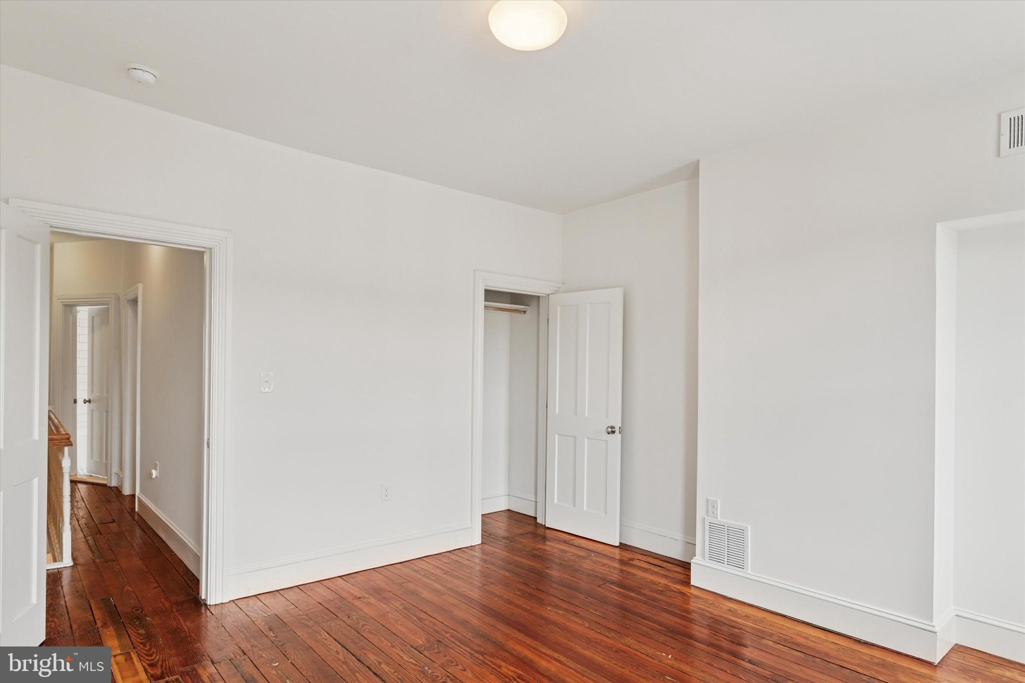 POINT BREEZE - Residential