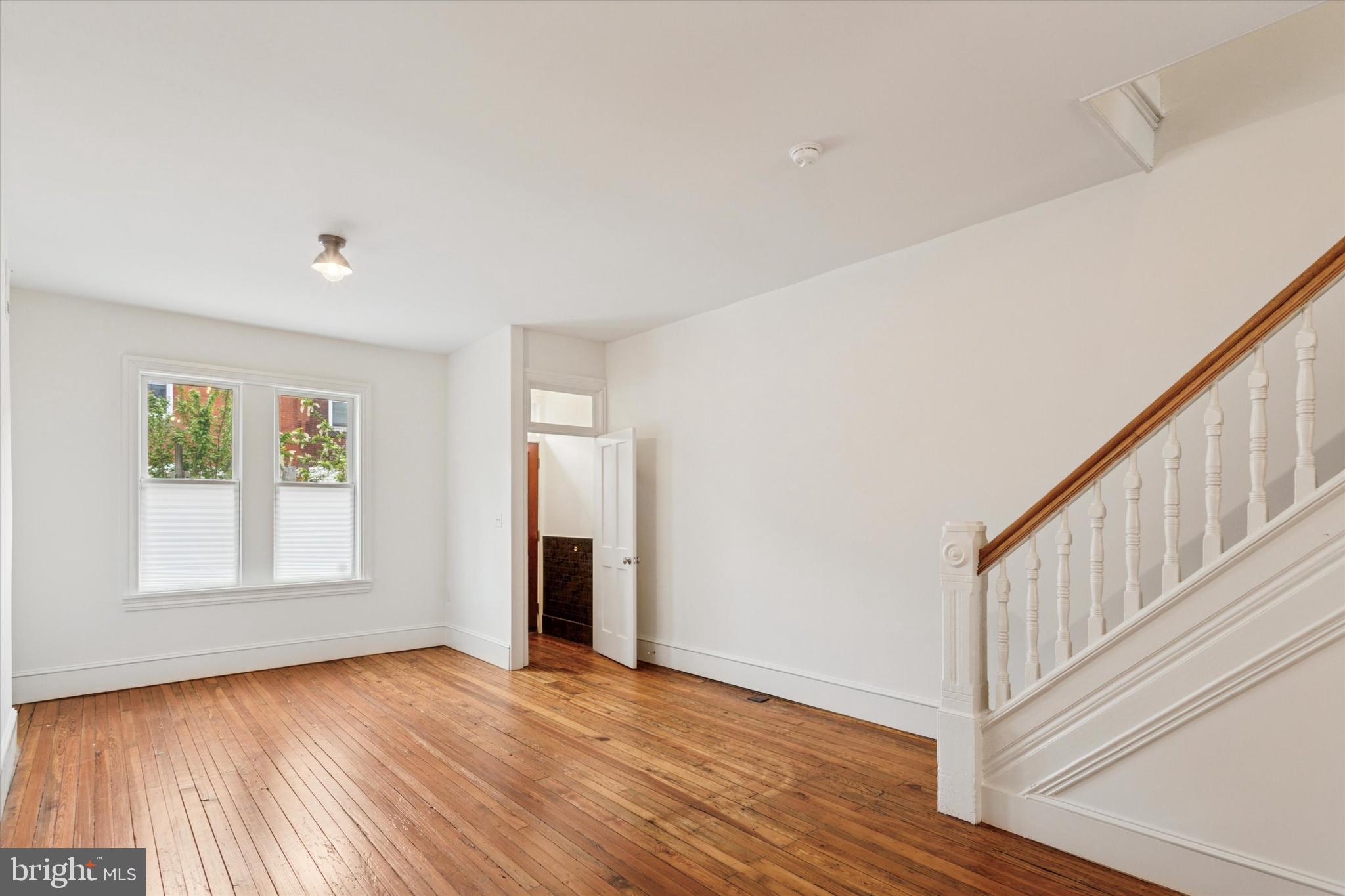 POINT BREEZE - Residential