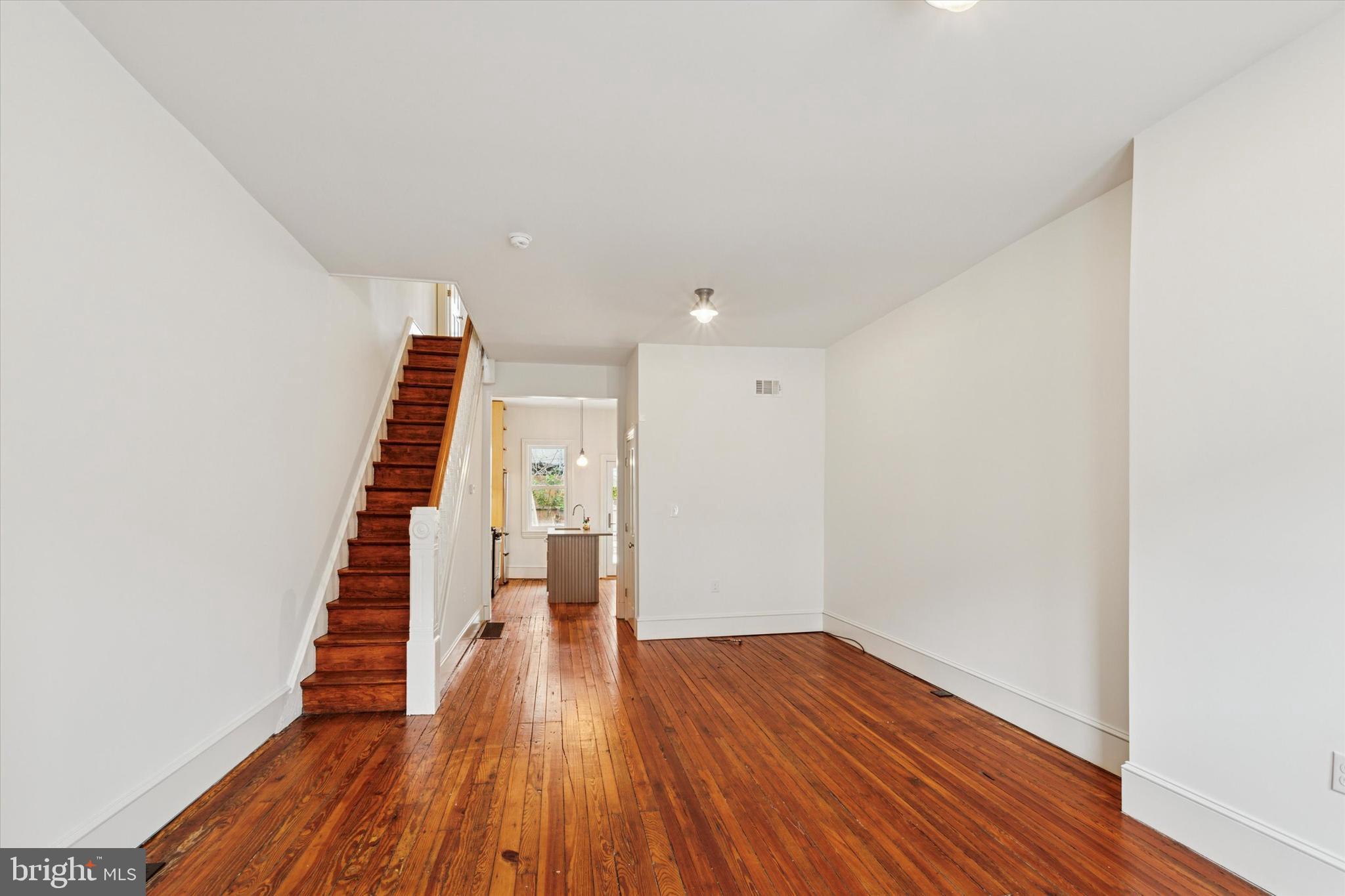 POINT BREEZE - Residential