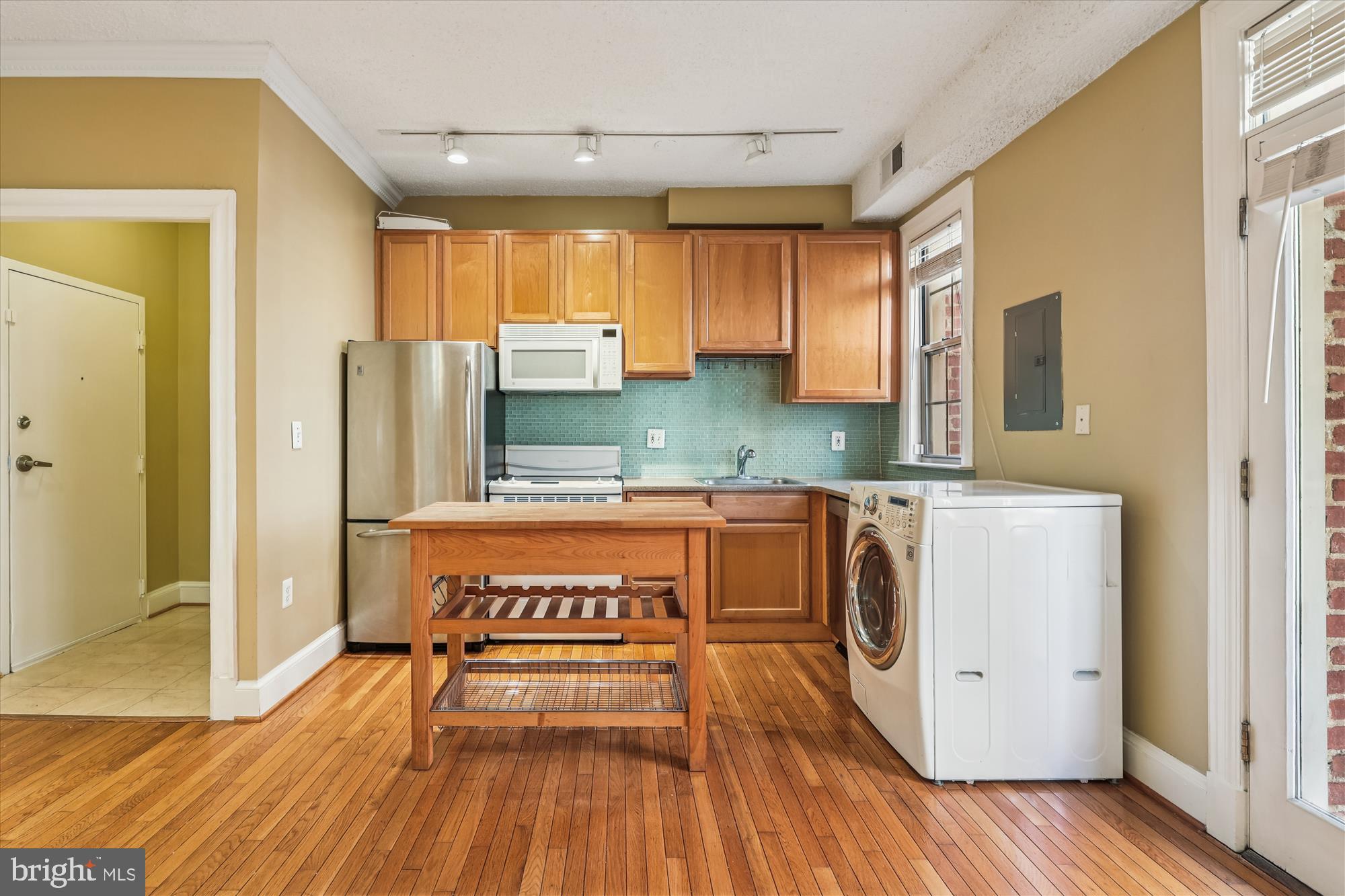 1401 COLUMBIA ROAD NW 209