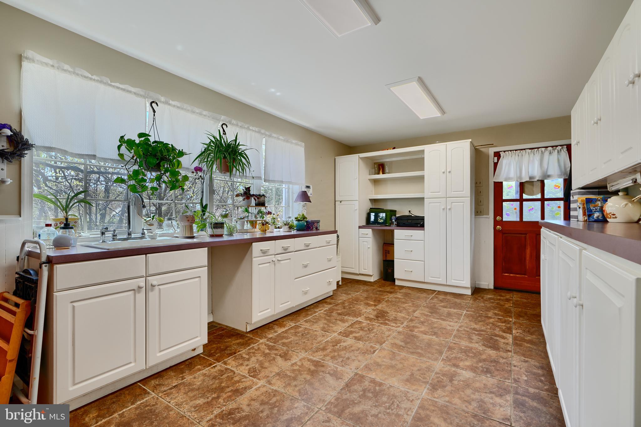 EDGEMERE/SPARROWS POINT - Residential