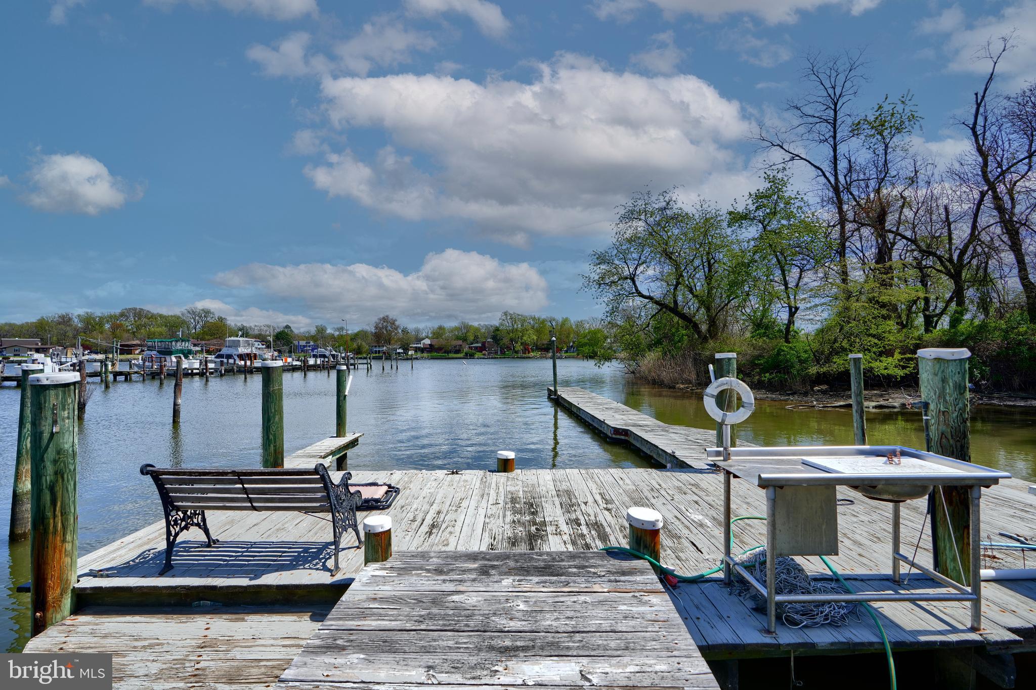 EDGEMERE/SPARROWS POINT - Residential