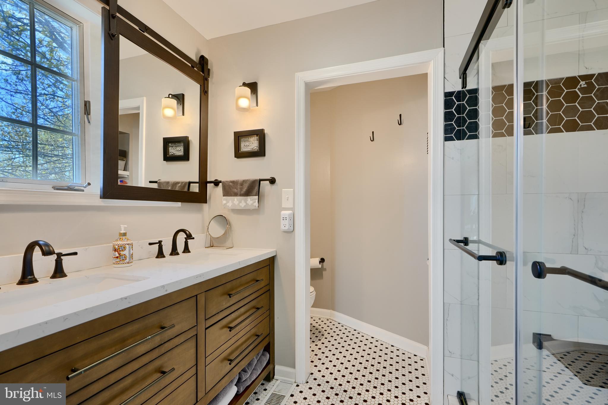 EDGEMERE/SPARROWS POINT - Residential
