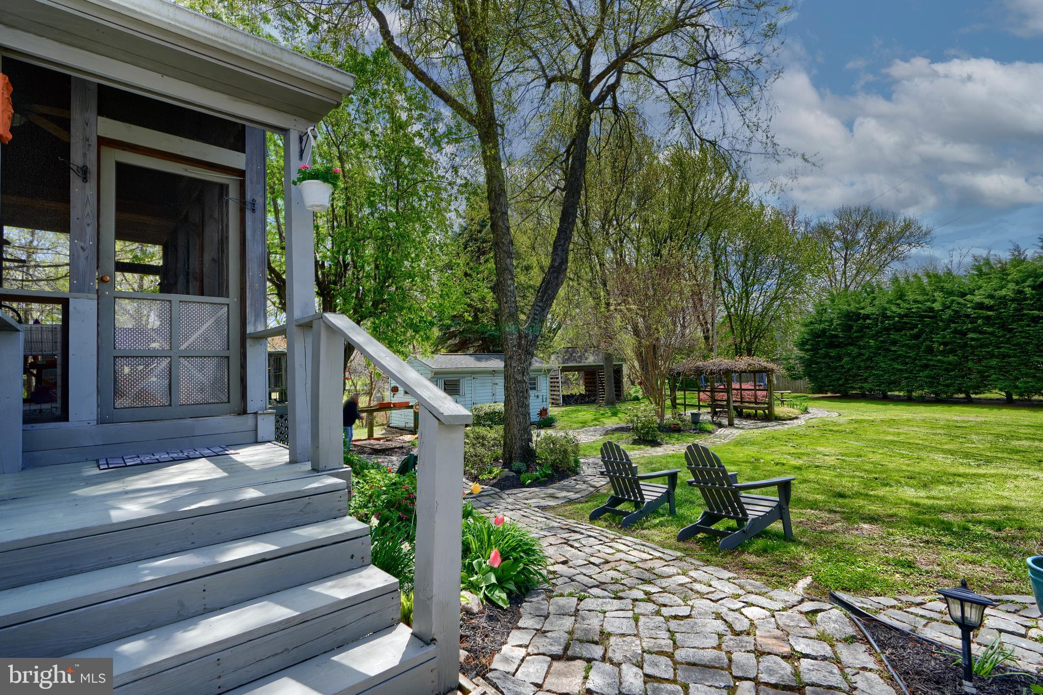EDGEMERE/SPARROWS POINT - Residential