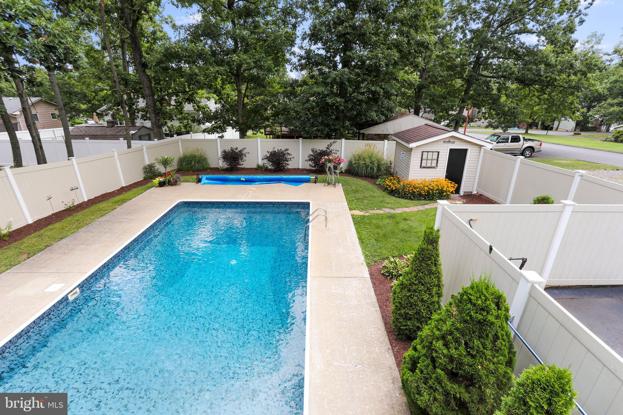 BEL AIR - Residential