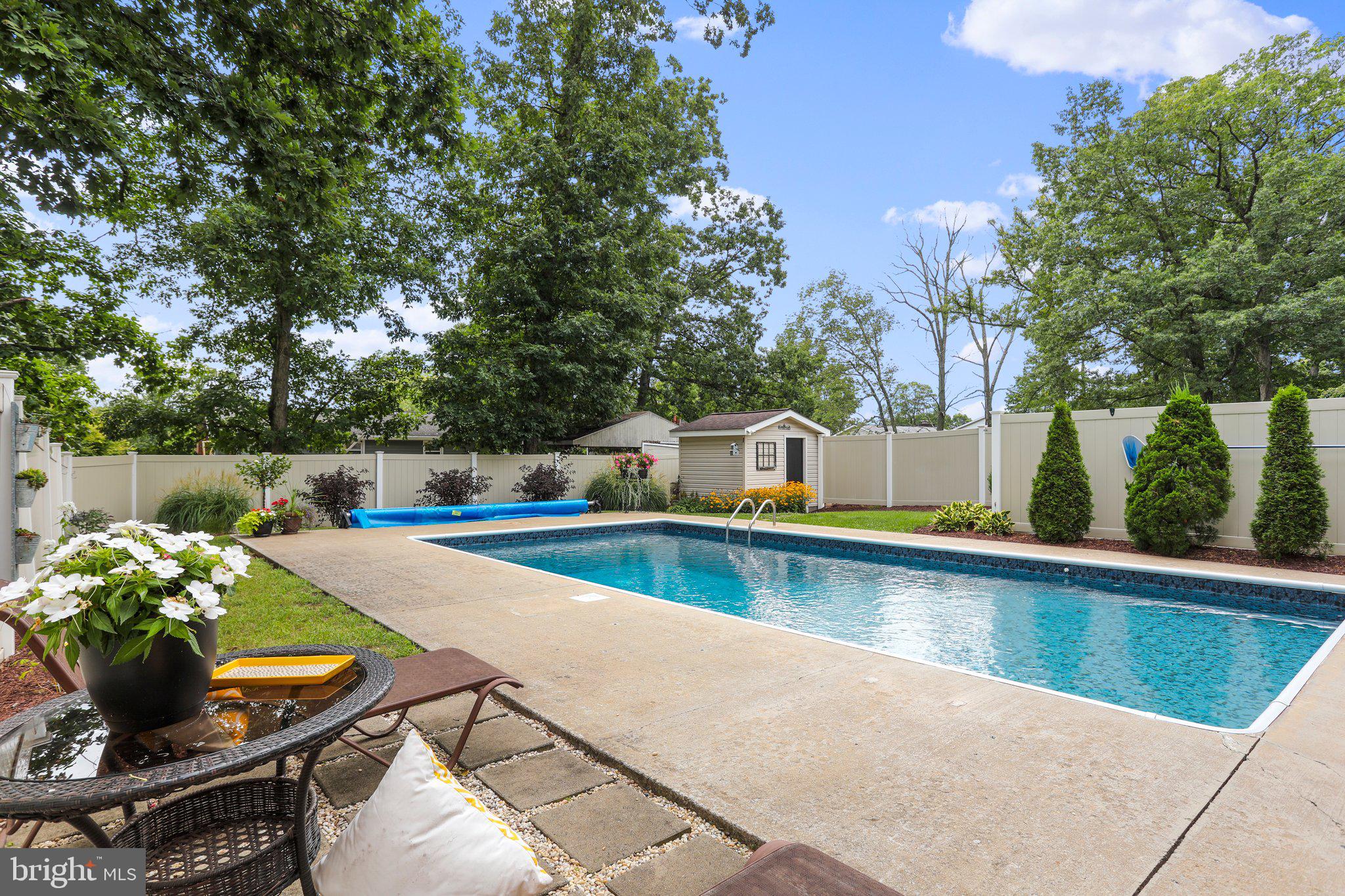 BEL AIR - Residential