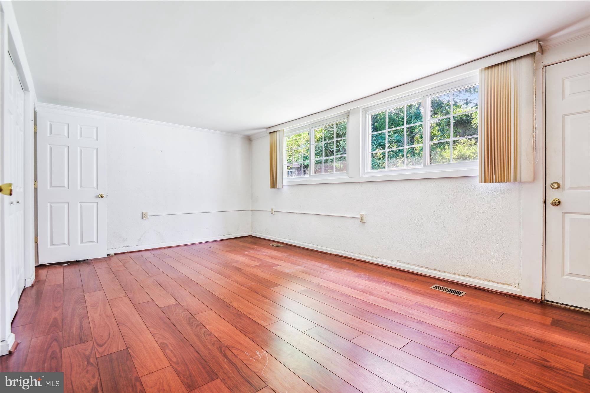 LIGHTFOOT - Residential